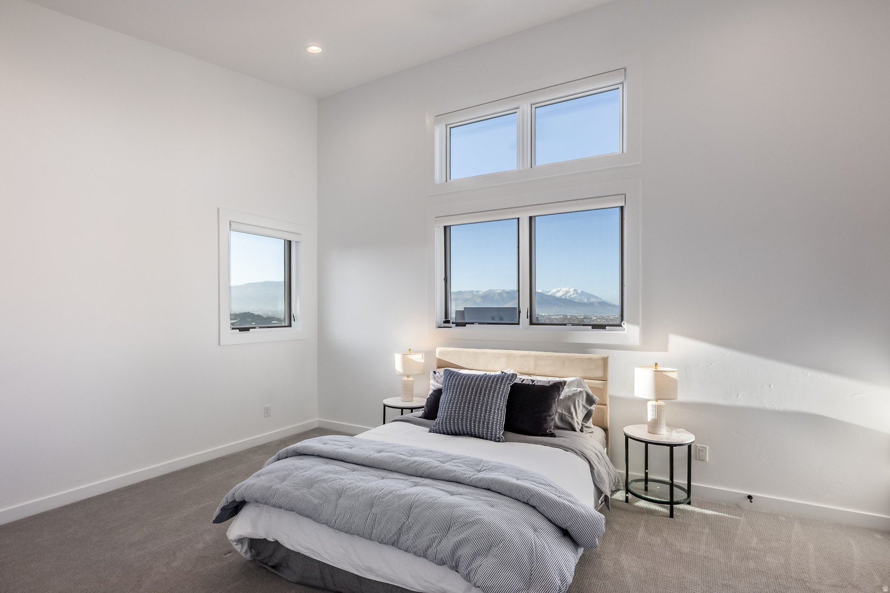 RED LEDGES - Residential