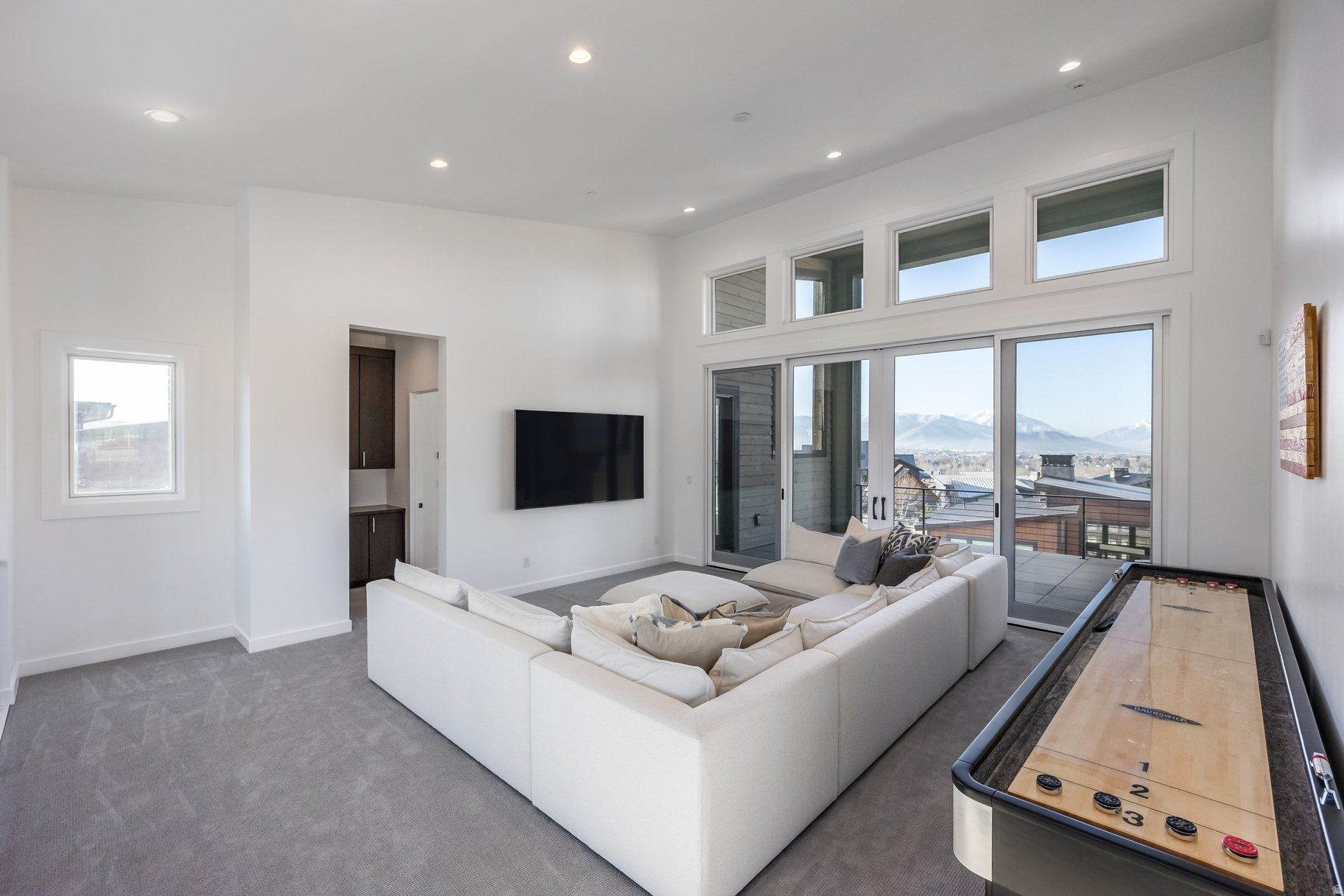 RED LEDGES - Residential