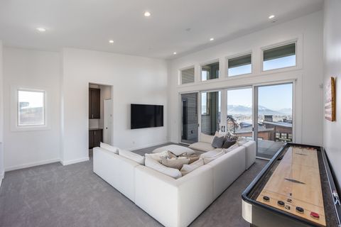 Tiny photo for 1746 E THOMPSON PEAK CIR, Heber City, UT 84032 (MLS # 2132677)