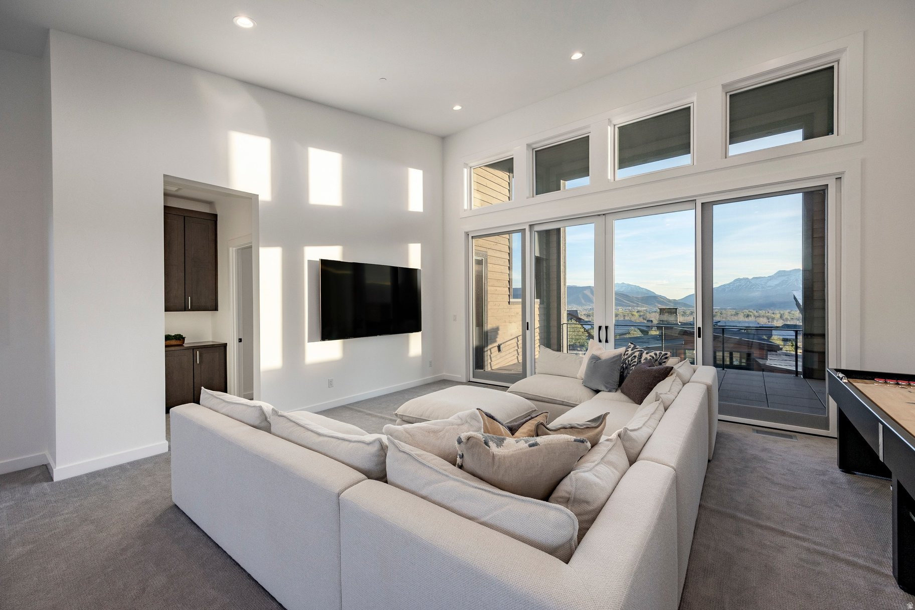 RED LEDGES - Residential