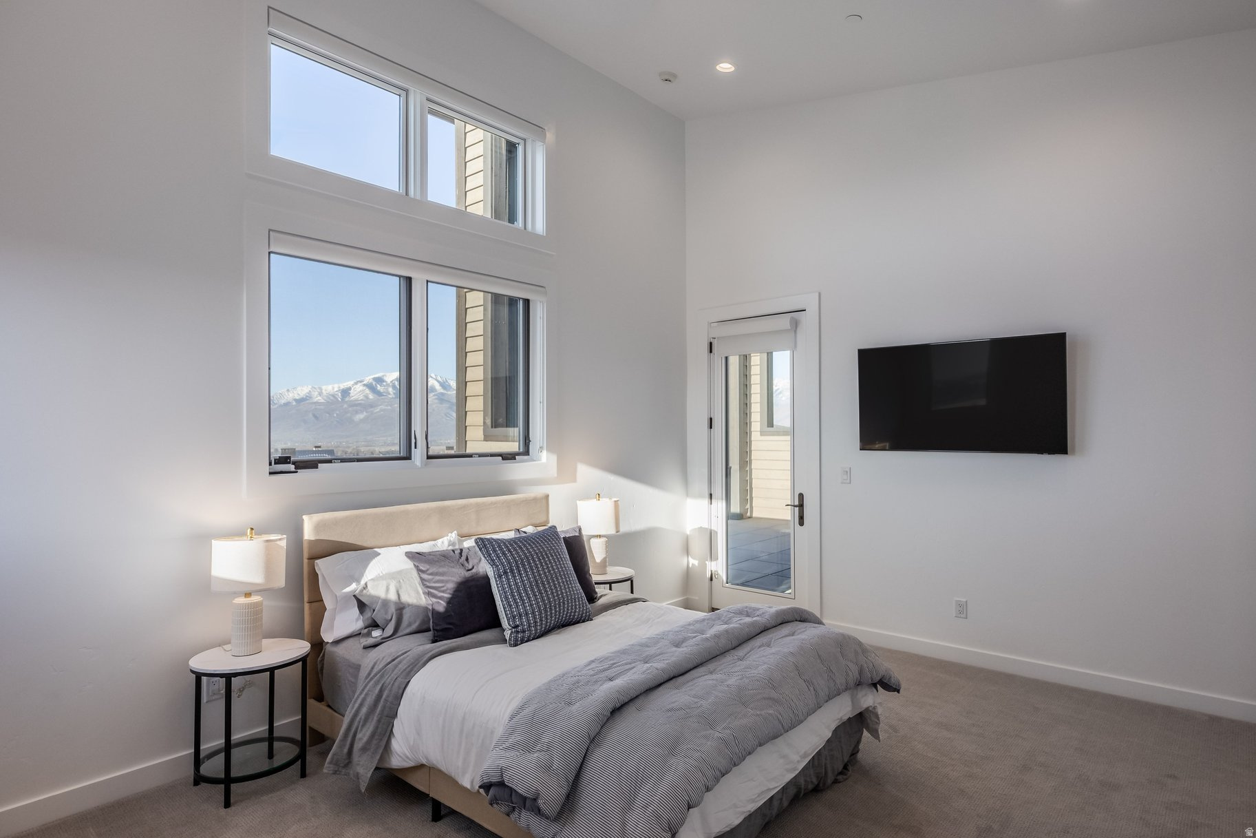 RED LEDGES - Residential