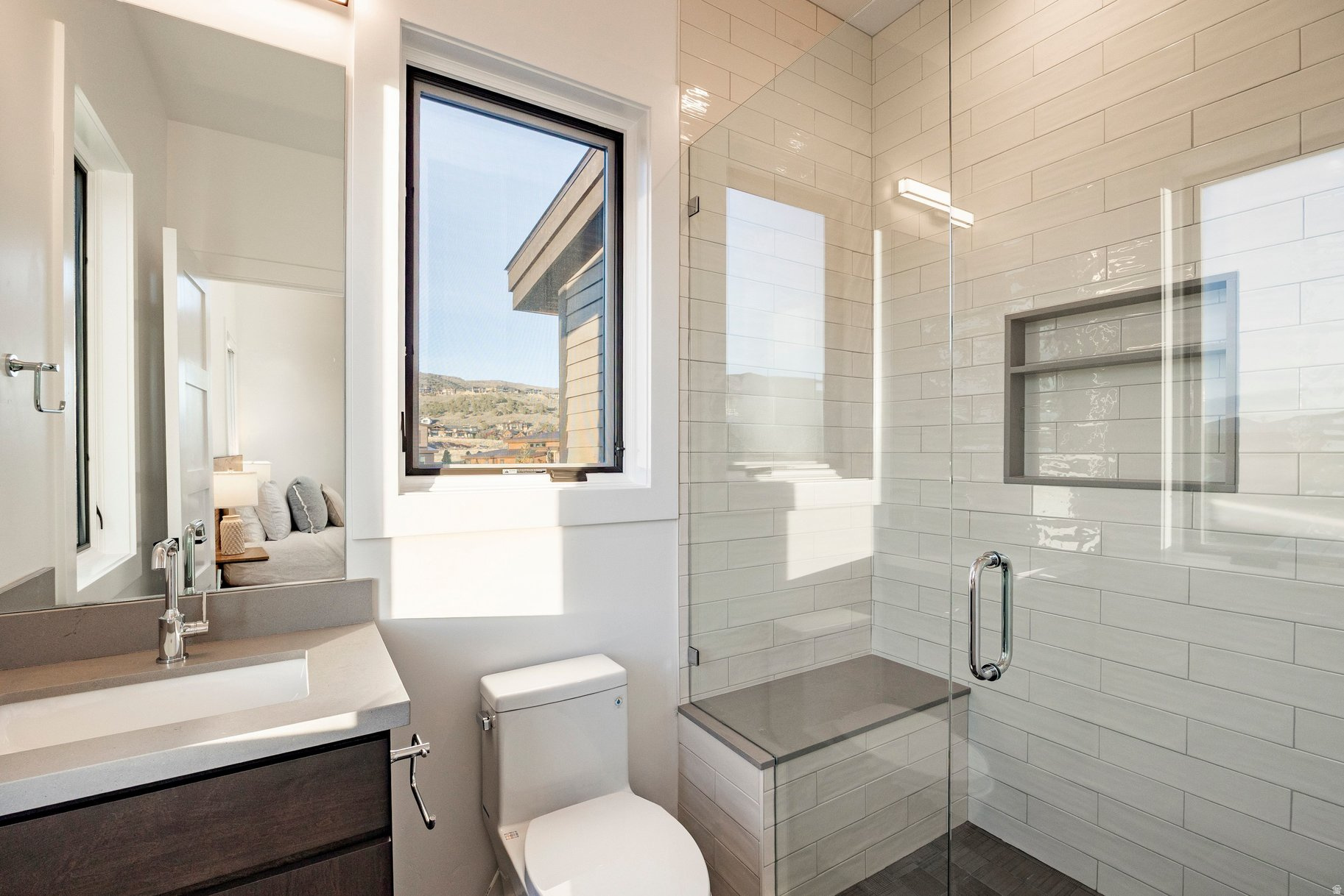 RED LEDGES - Residential