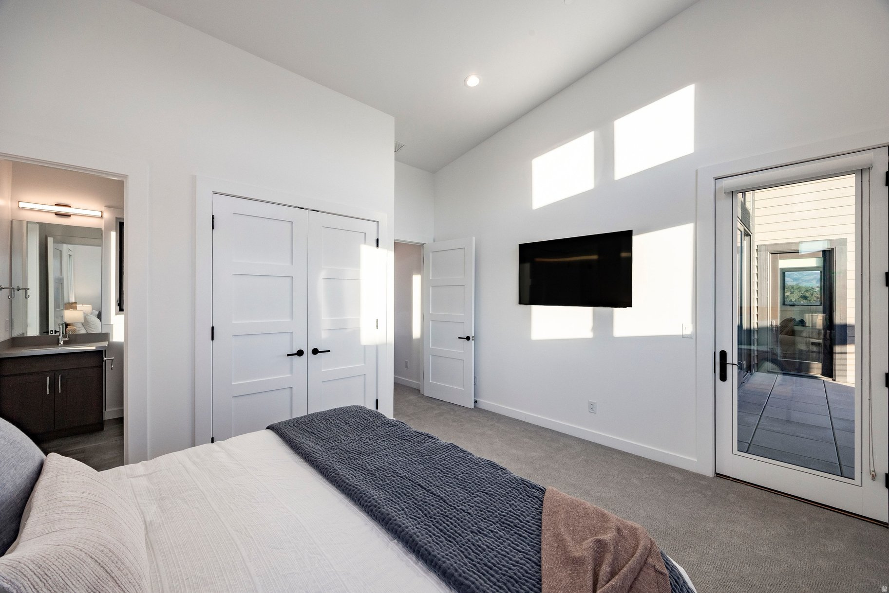 RED LEDGES - Residential