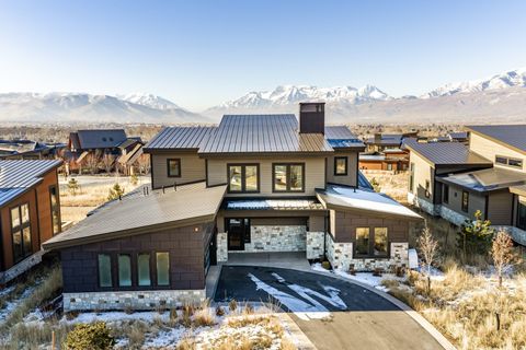 Photo of 1746 E THOMPSON PEAK CIR, Heber City, UT 84032 (MLS # 2132677)