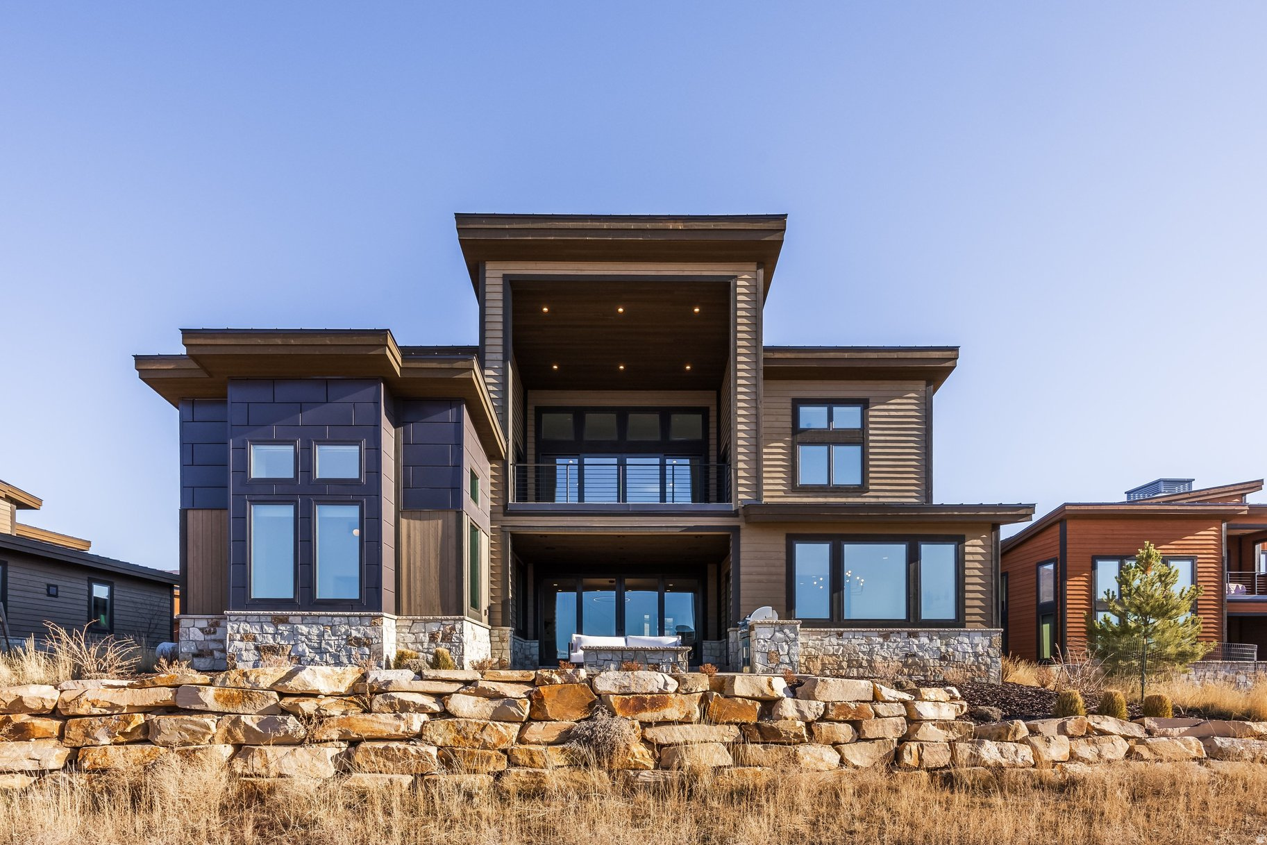 RED LEDGES - Residential