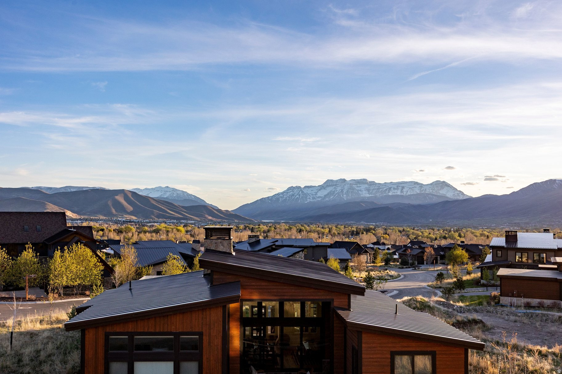 RED LEDGES - Residential