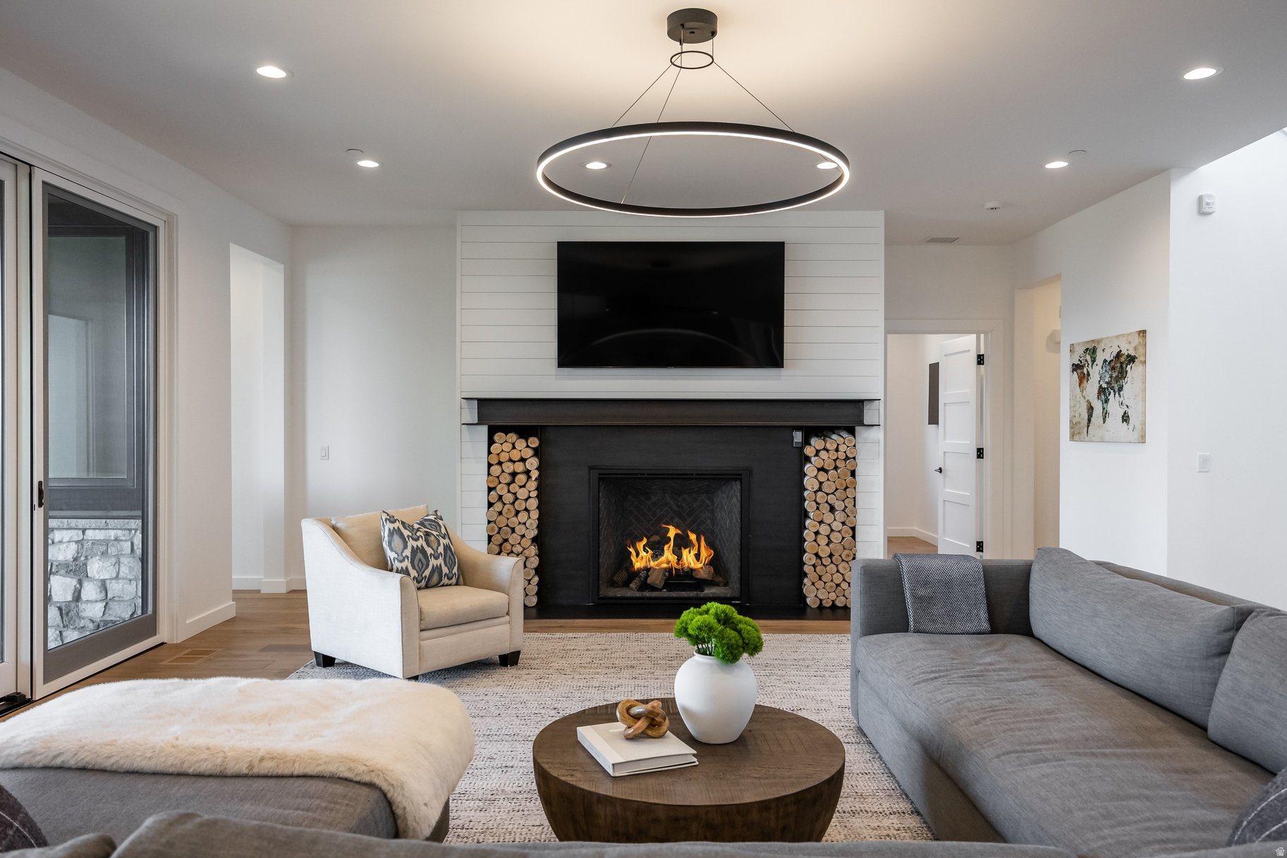 RED LEDGES - Residential