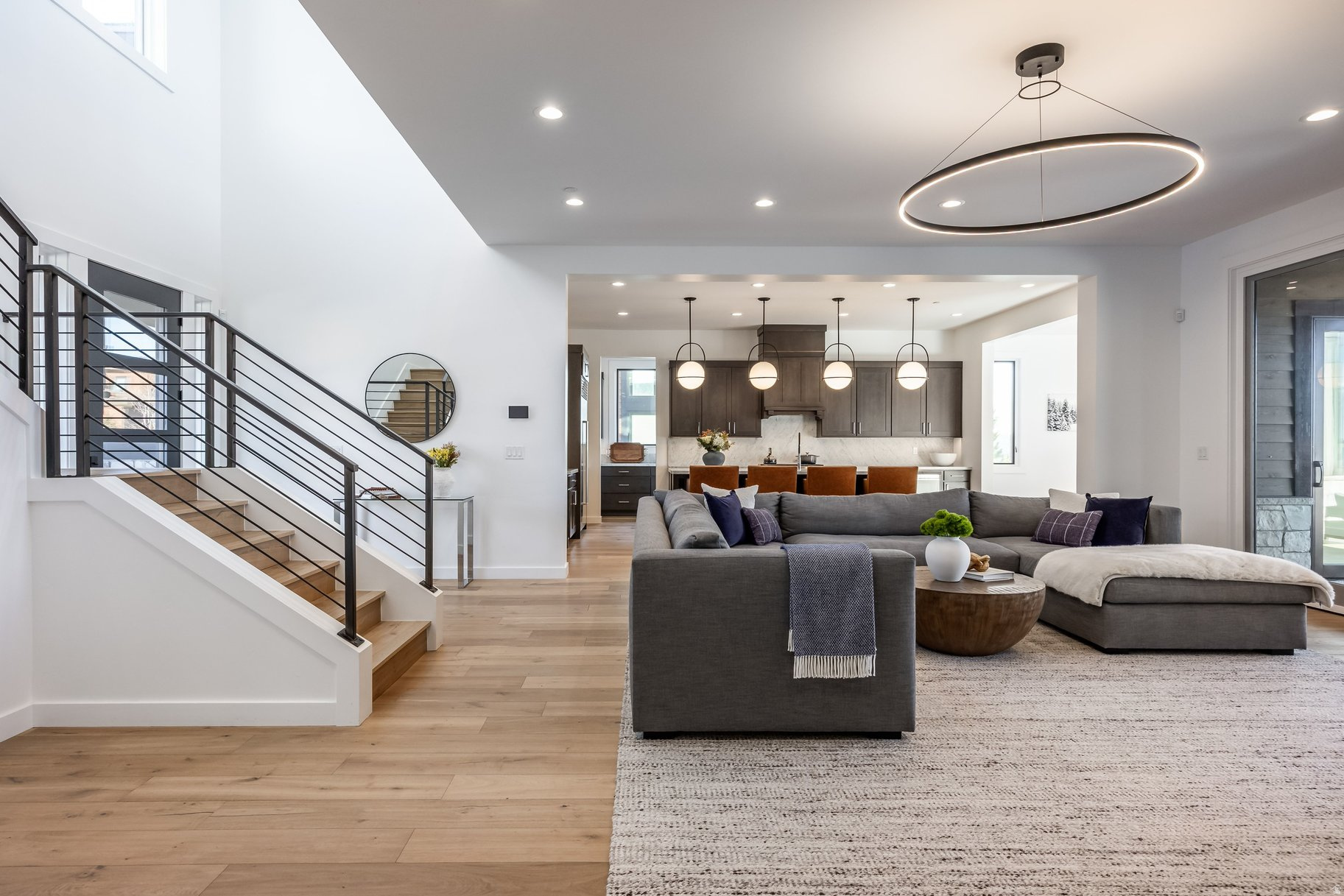 RED LEDGES - Residential