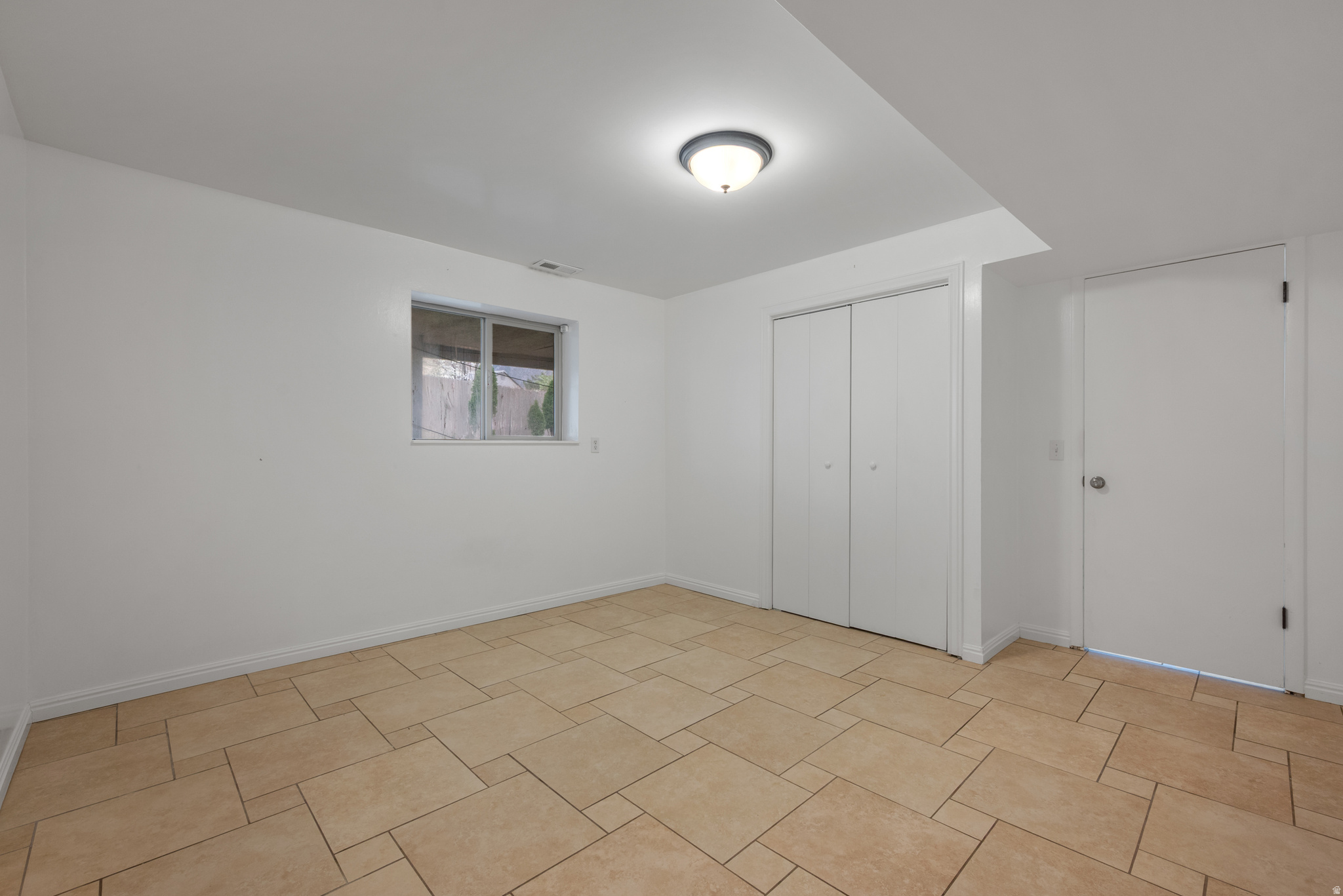 ROBINSON SQUARE - Residential