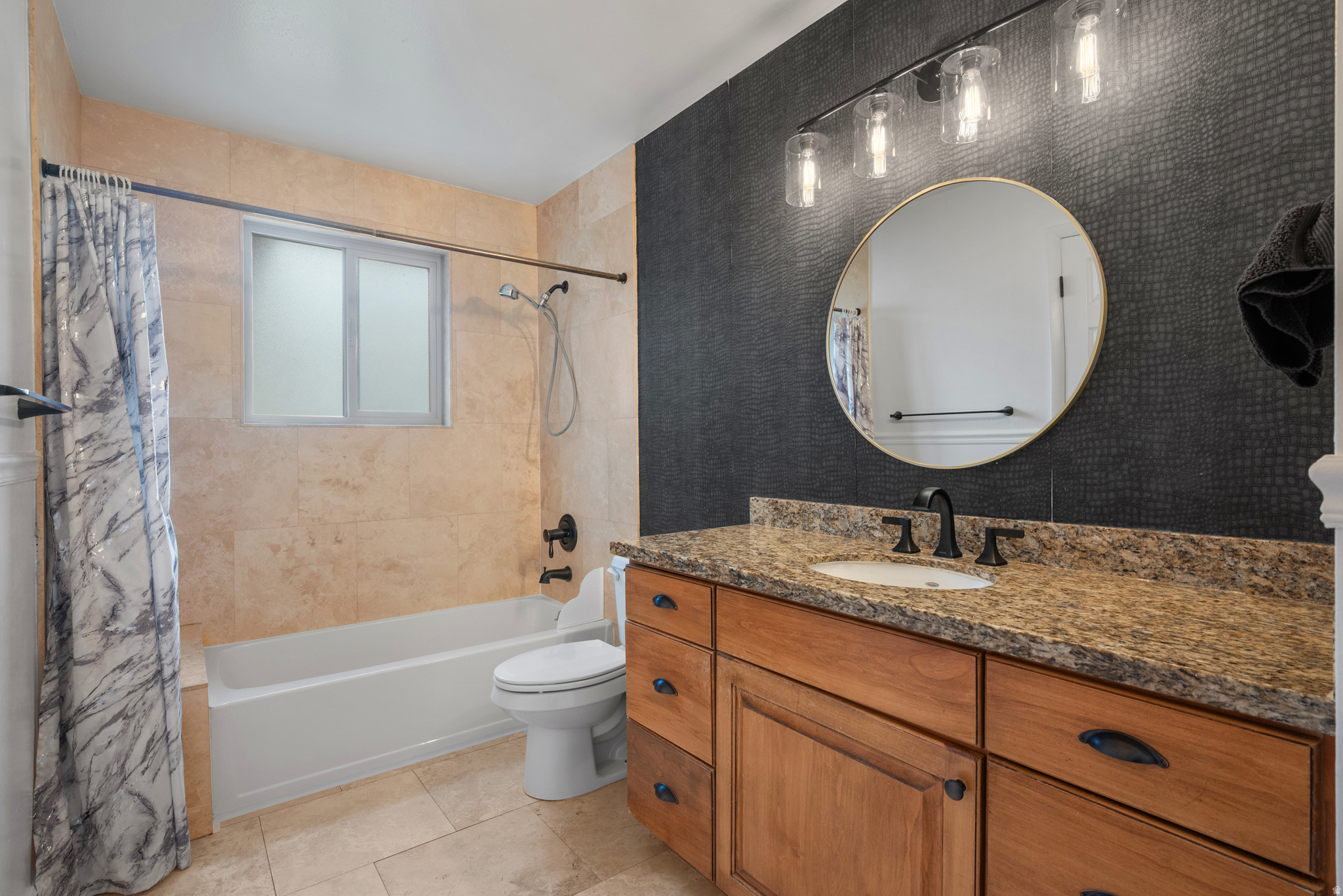 ROBINSON SQUARE - Residential