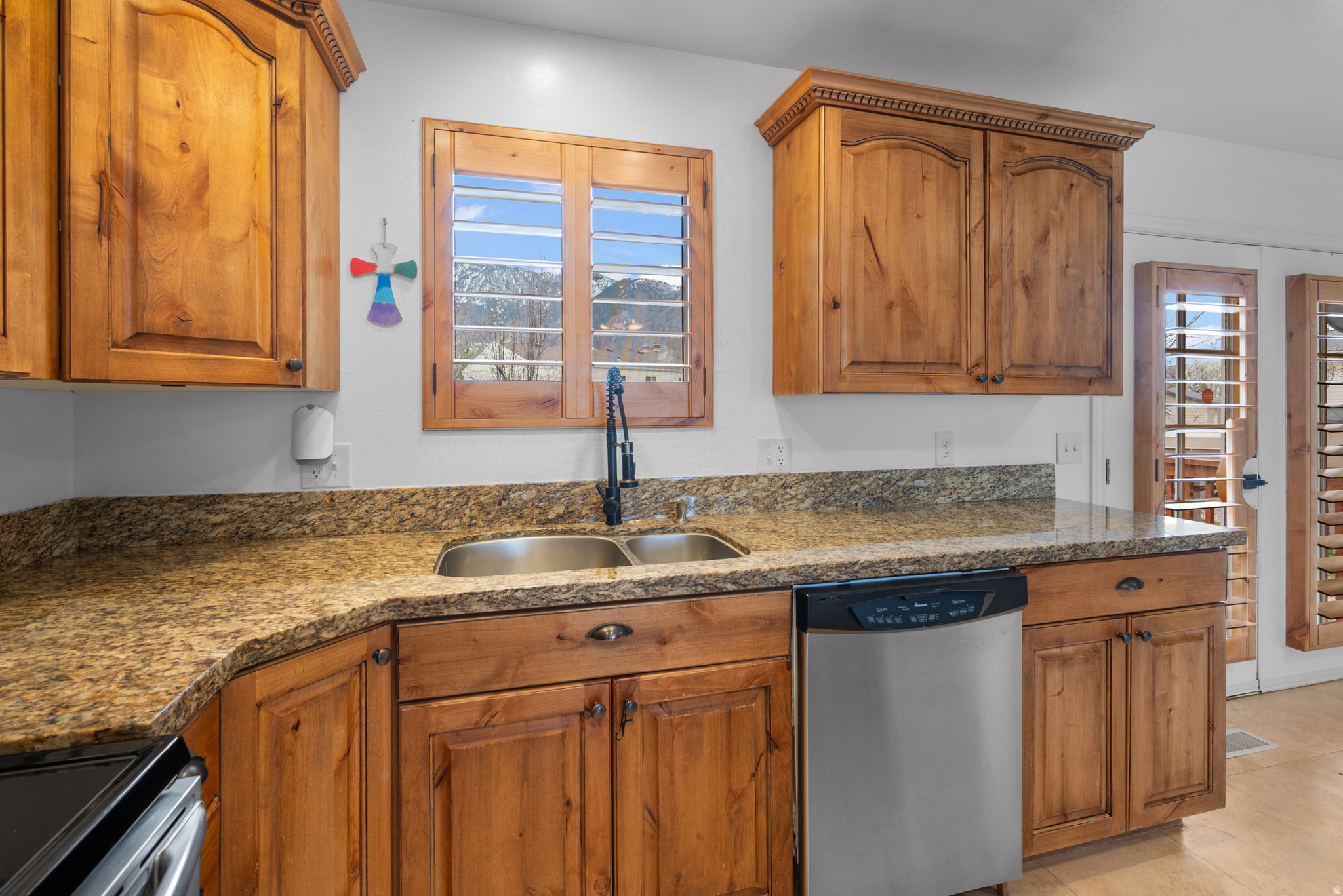 ROBINSON SQUARE - Residential