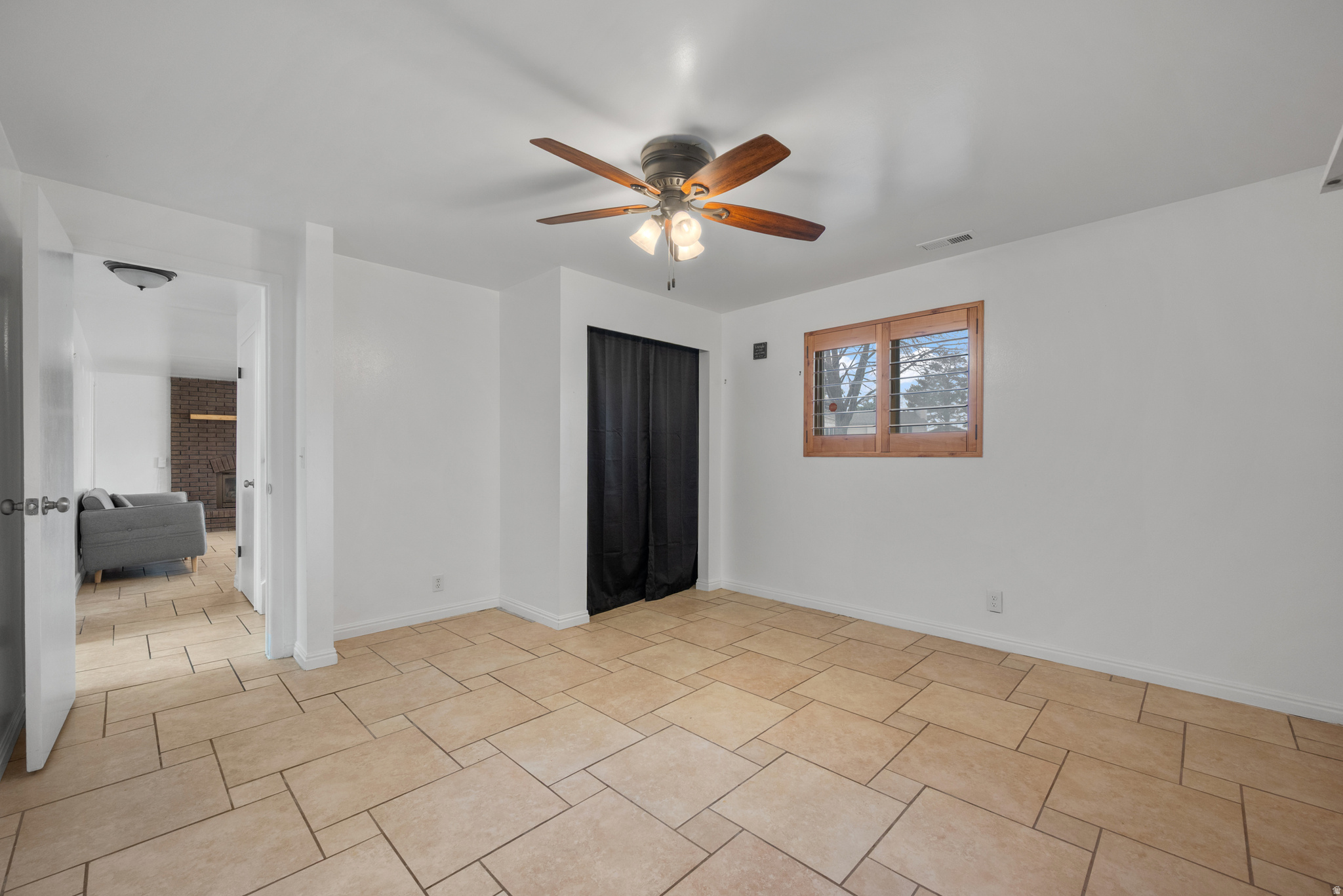 ROBINSON SQUARE - Residential