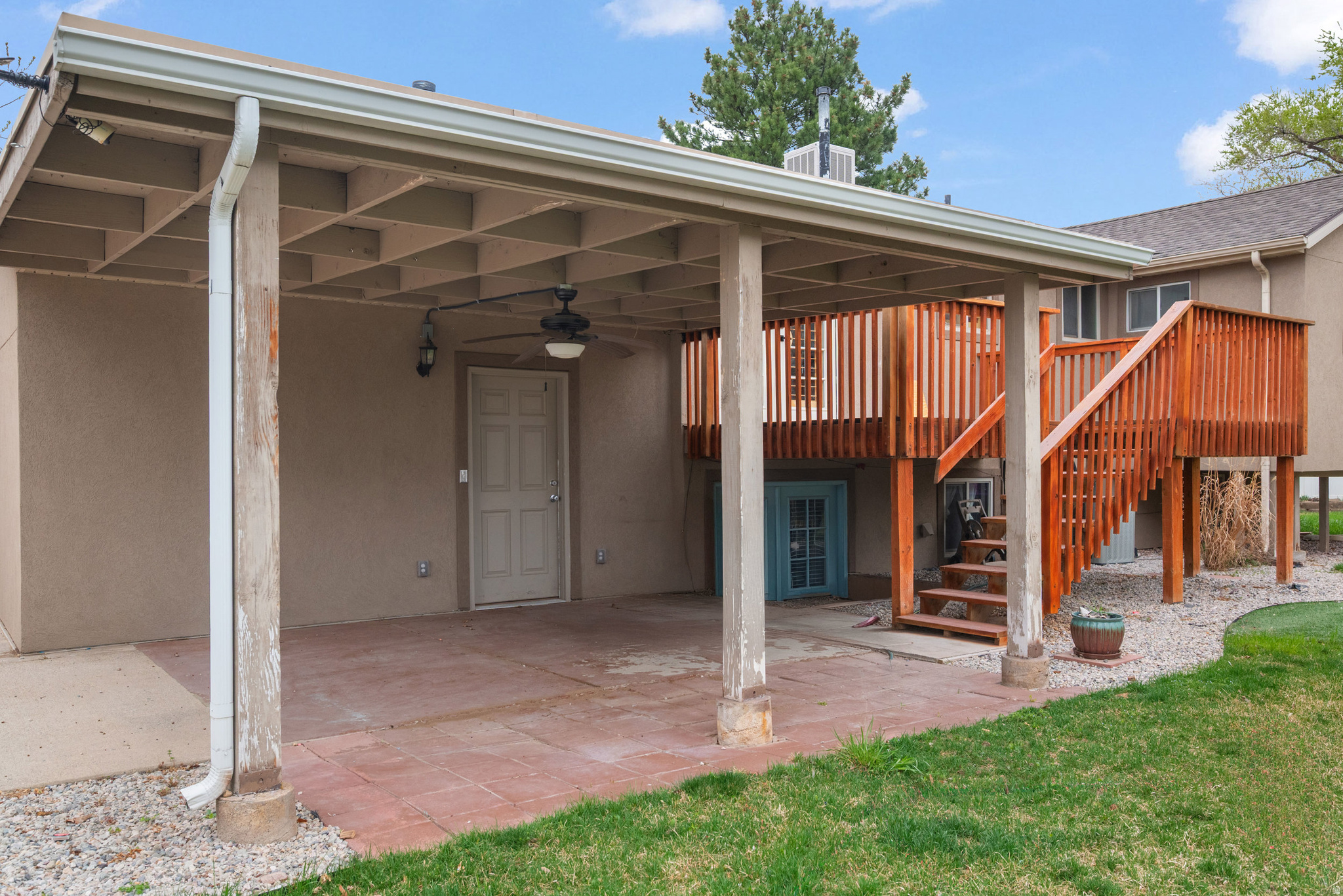 ROBINSON SQUARE - Residential