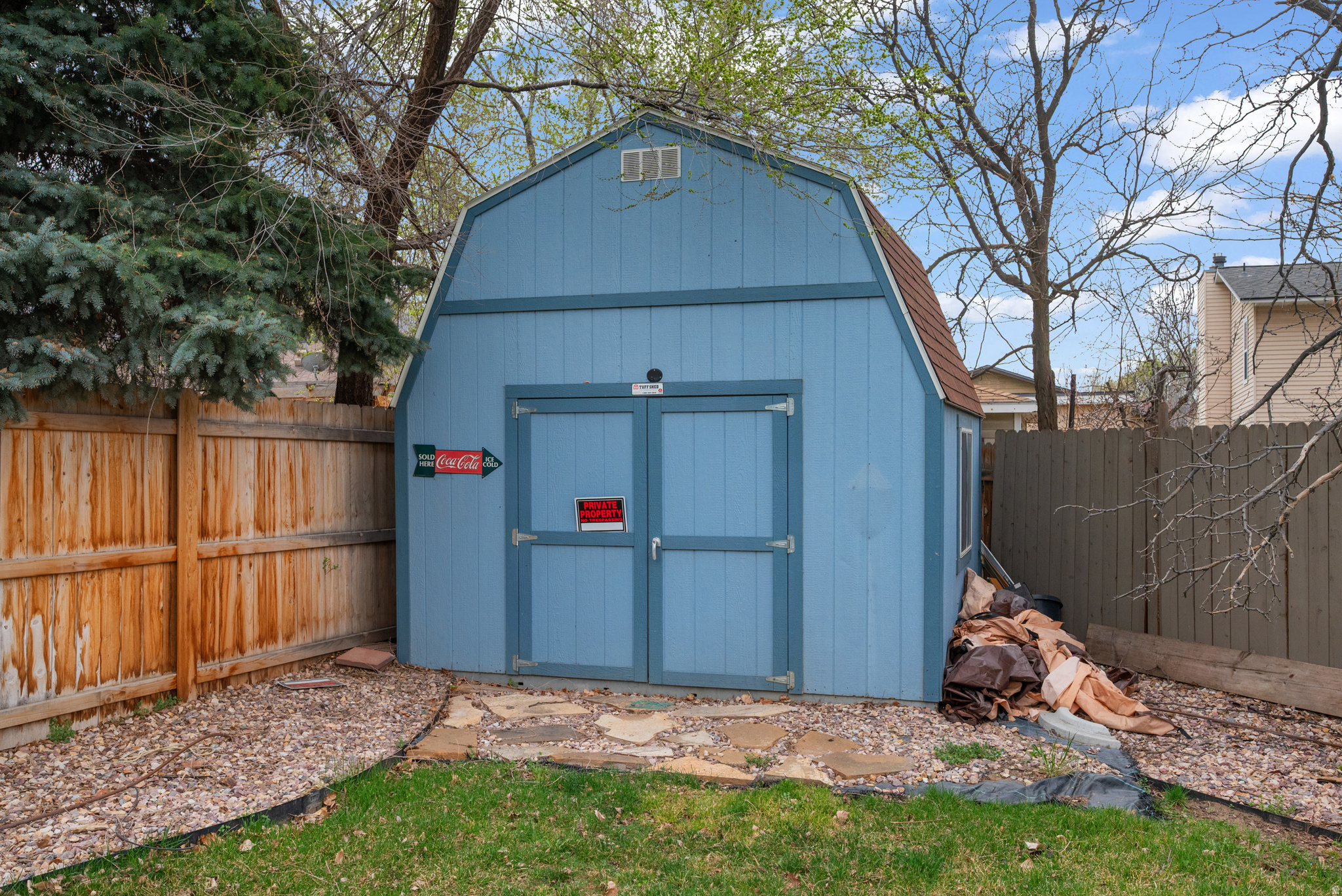 ROBINSON SQUARE - Residential