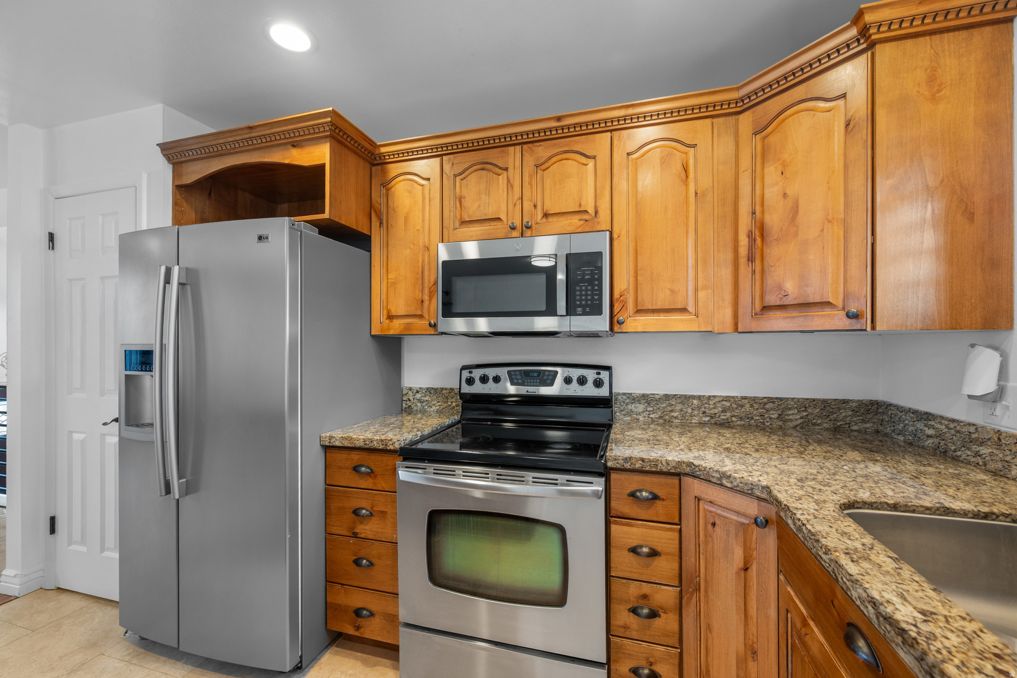 ROBINSON SQUARE - Residential