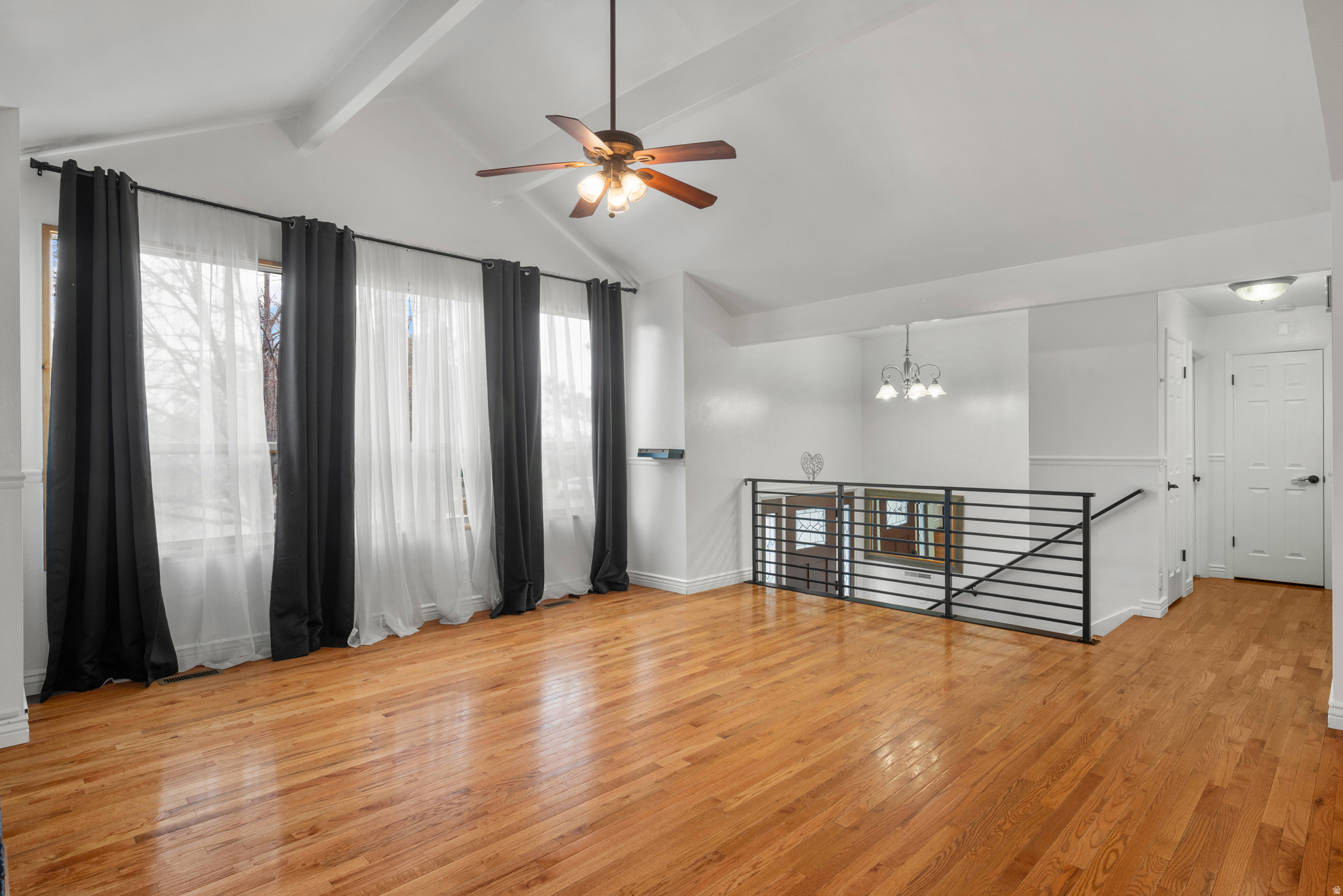 ROBINSON SQUARE - Residential