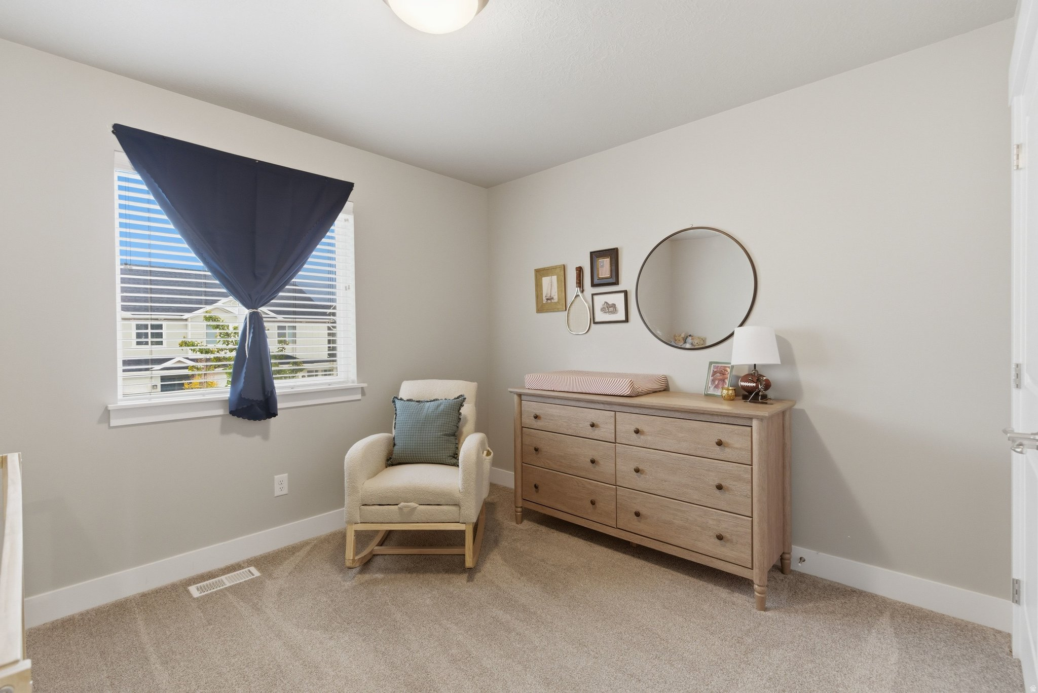 LAKEVIEW - Residential