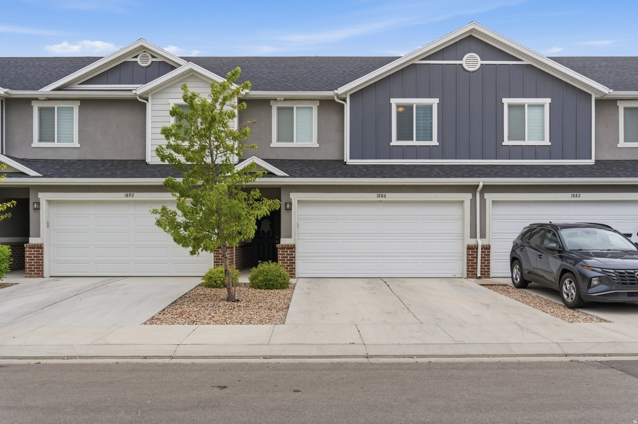 LAKEVIEW - Residential