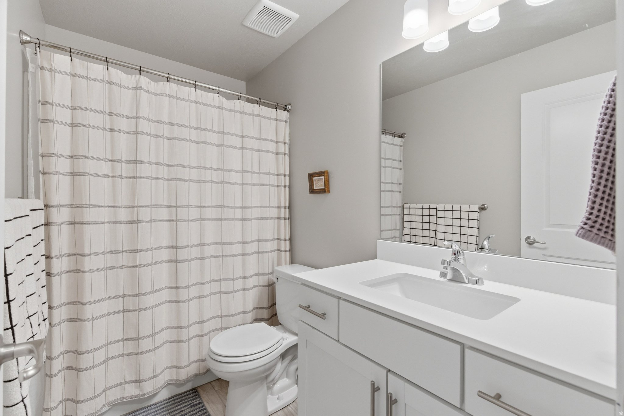 LAKEVIEW - Residential