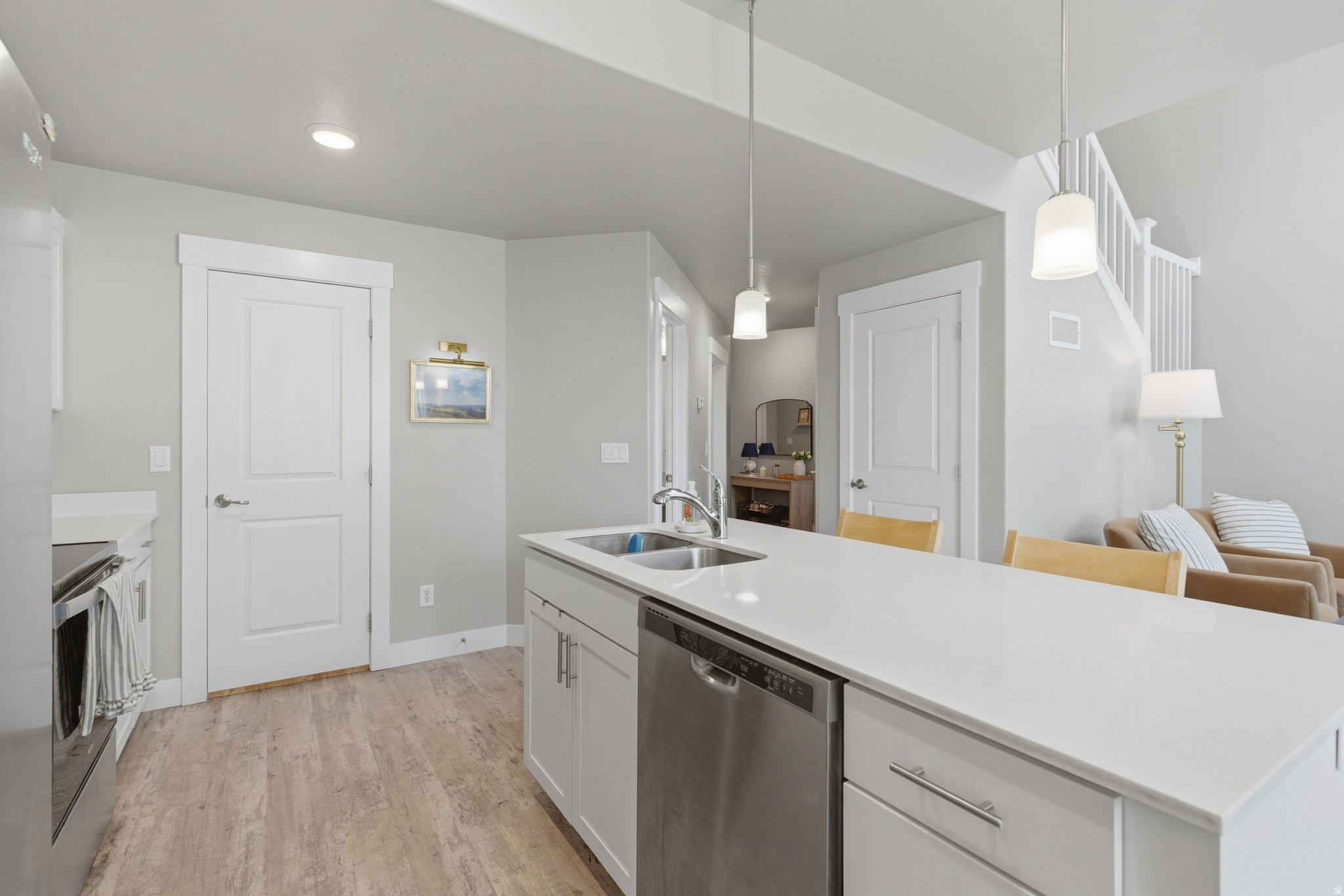 LAKEVIEW - Residential