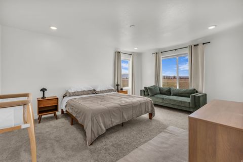 Tiny photo for 3056 S 2725 W, Syracuse, UT 84075 (MLS # 2142687)