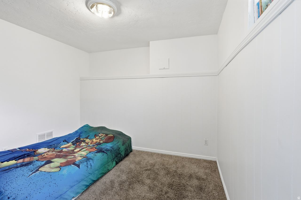 ALPINE GARDENS - Residential