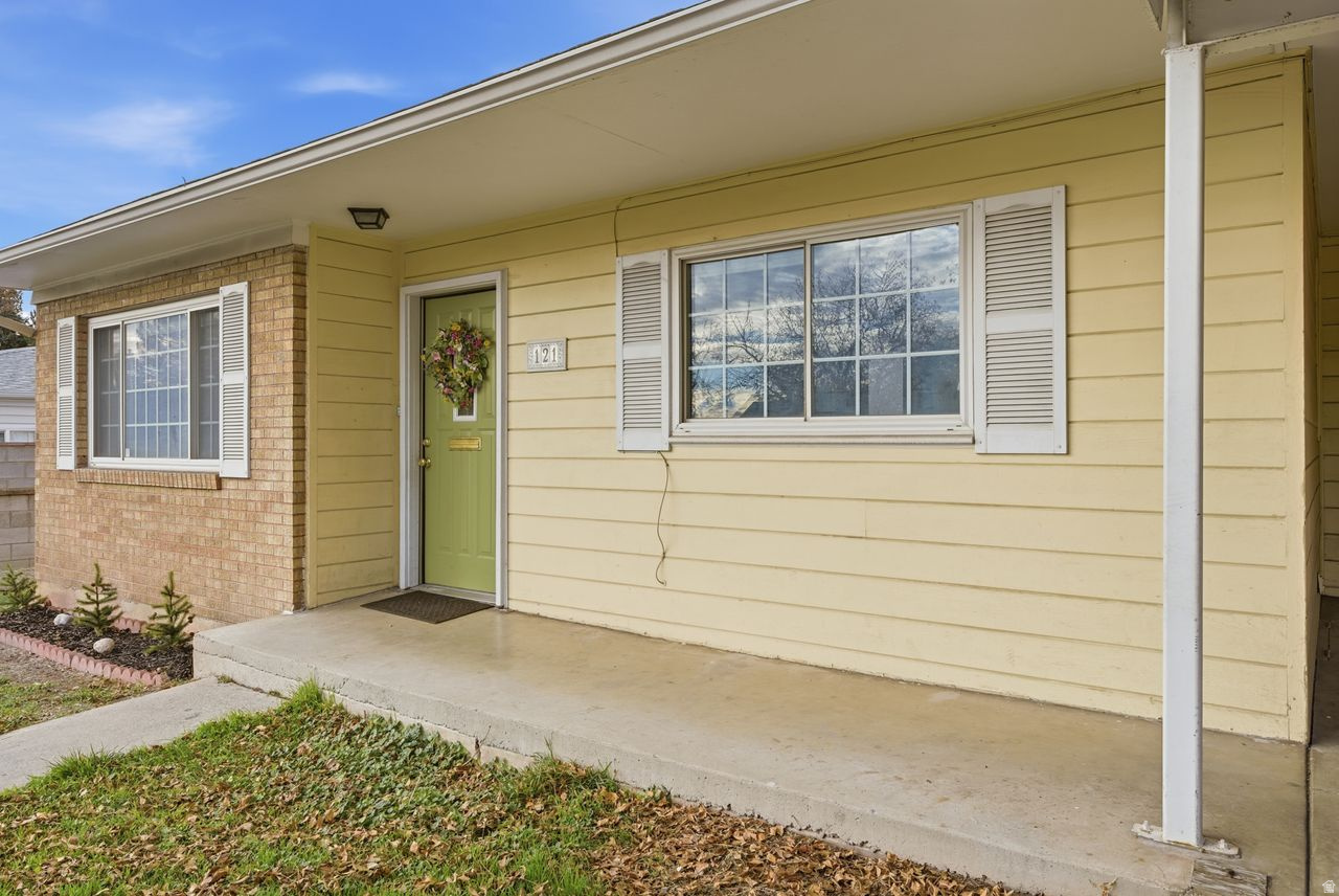 ALPINE GARDENS - Residential