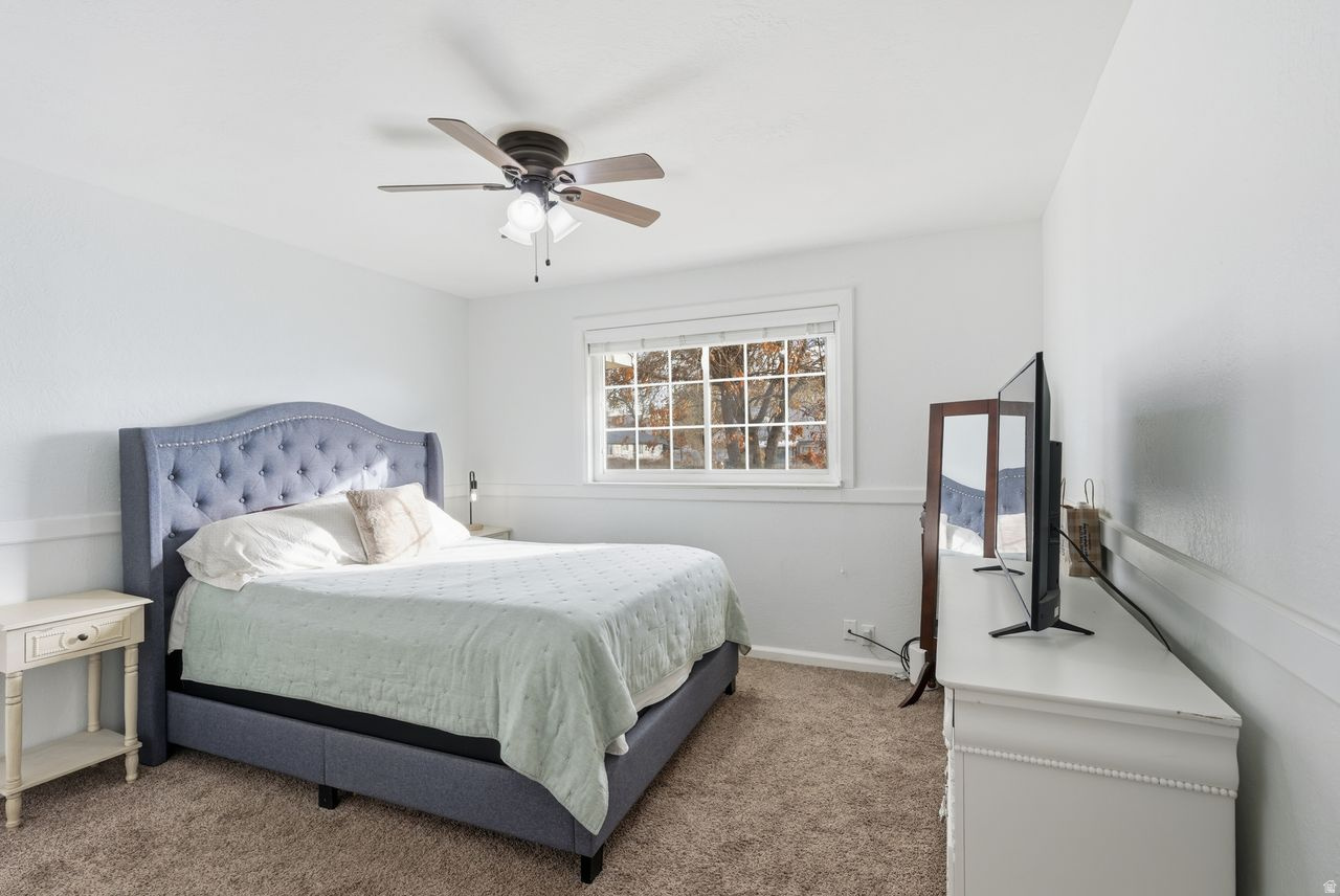 ALPINE GARDENS - Residential