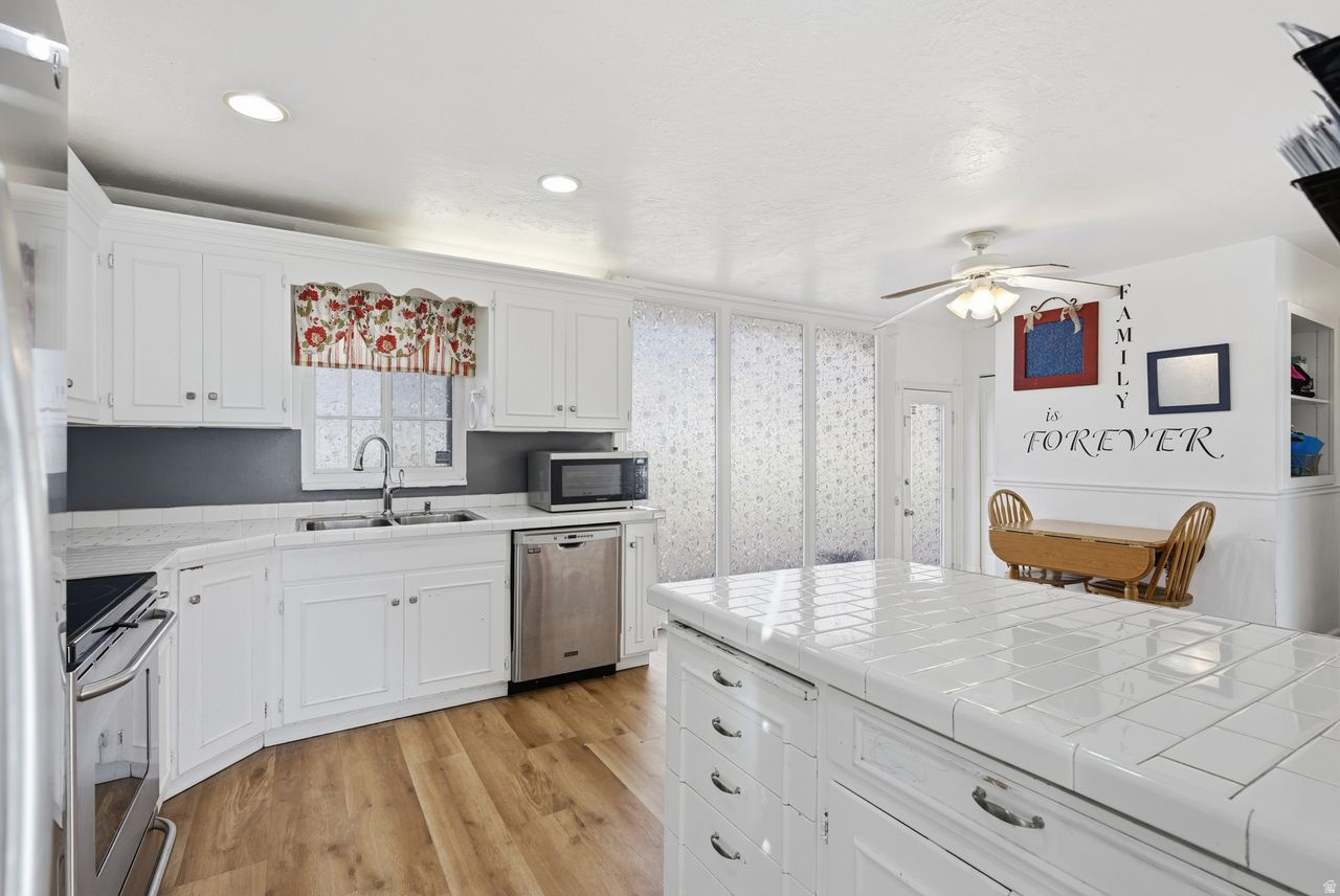 ALPINE GARDENS - Residential