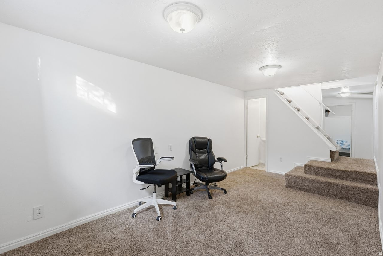 ALPINE GARDENS - Residential