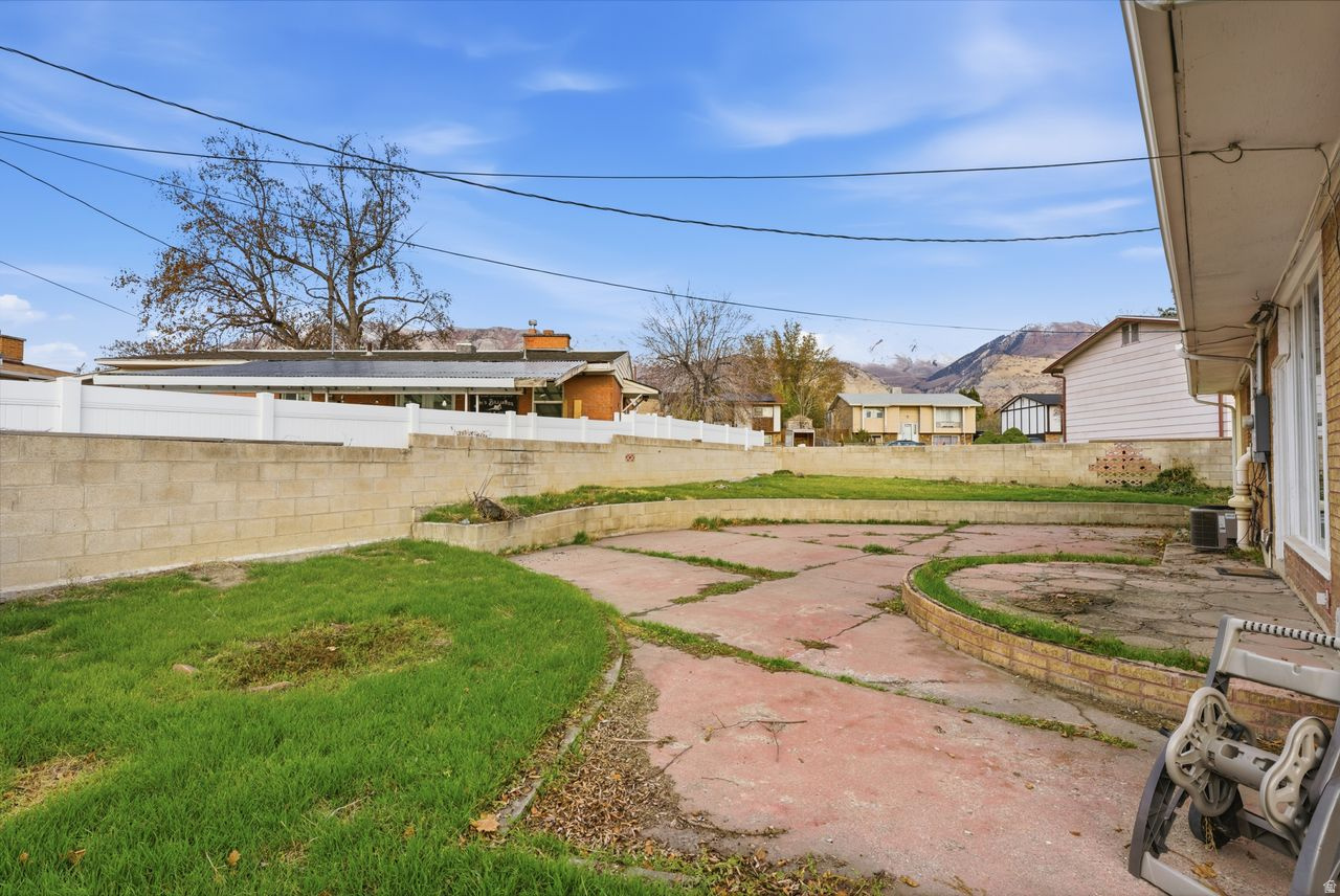 ALPINE GARDENS - Residential