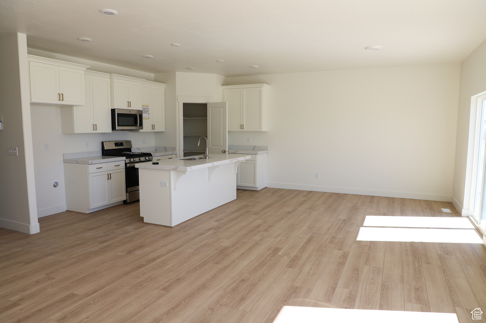 3749 N Janie St #1009, Eagle Mountain, Utah image 2