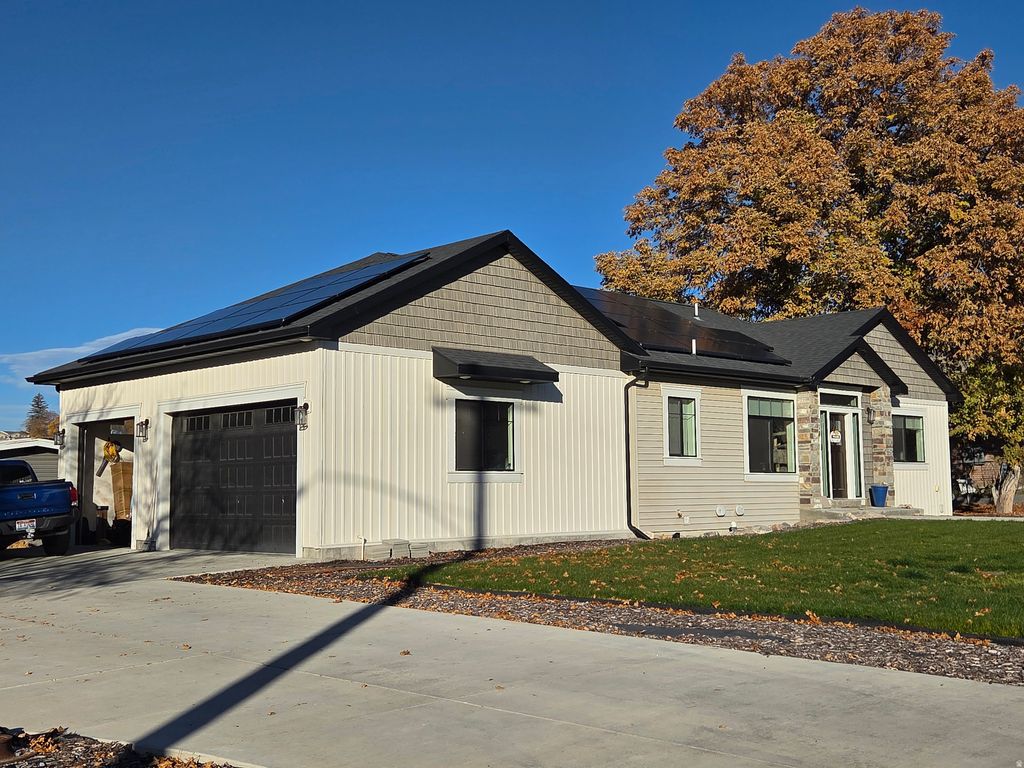 Photo of 111 E 200 N, Richmond, UT 84333 (MLS # 2121812)