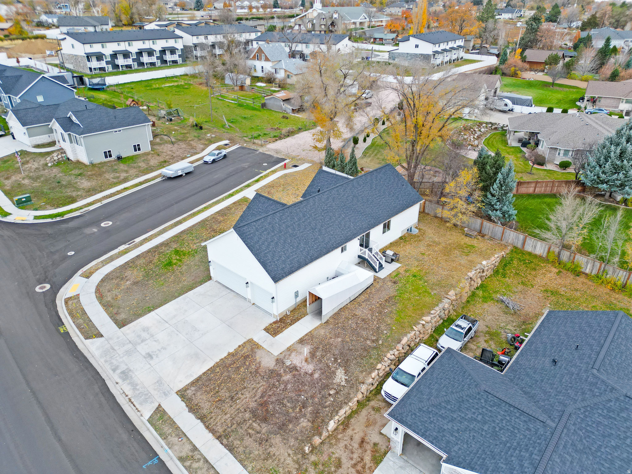 DAVIS CREEK ESTATES - Residential