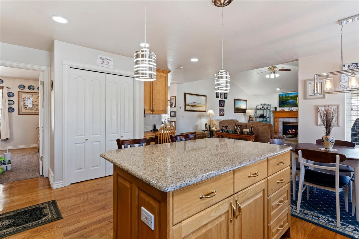 NORTH OAKS COVE - Residential