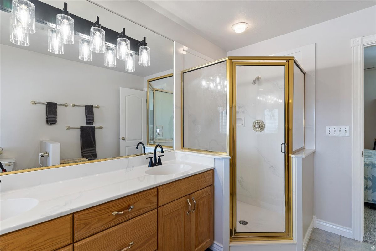 NORTH OAKS COVE - Residential