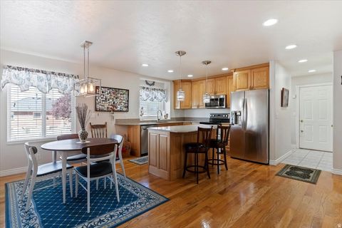 Tiny photo for 3435 N 825 E, North Ogden, UT 84414 (MLS # 2147152)