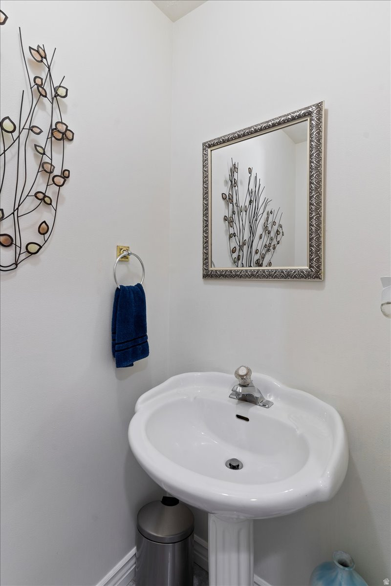 NORTH OAKS COVE - Residential