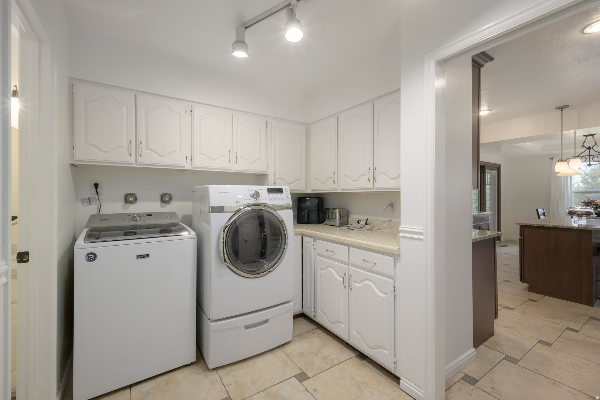 MOUNT MAJESTIC ACRES - Residential