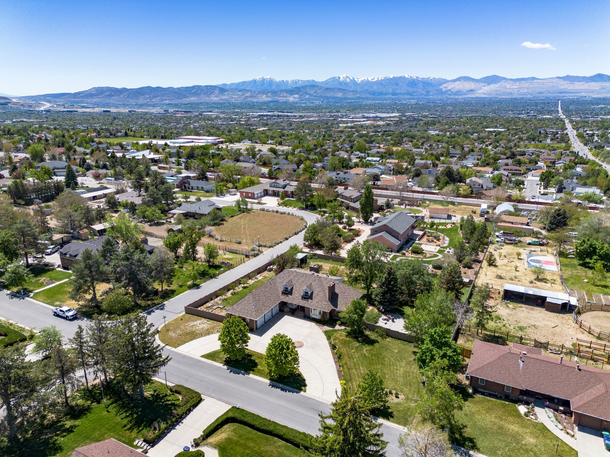 MOUNT MAJESTIC ACRES - Residential