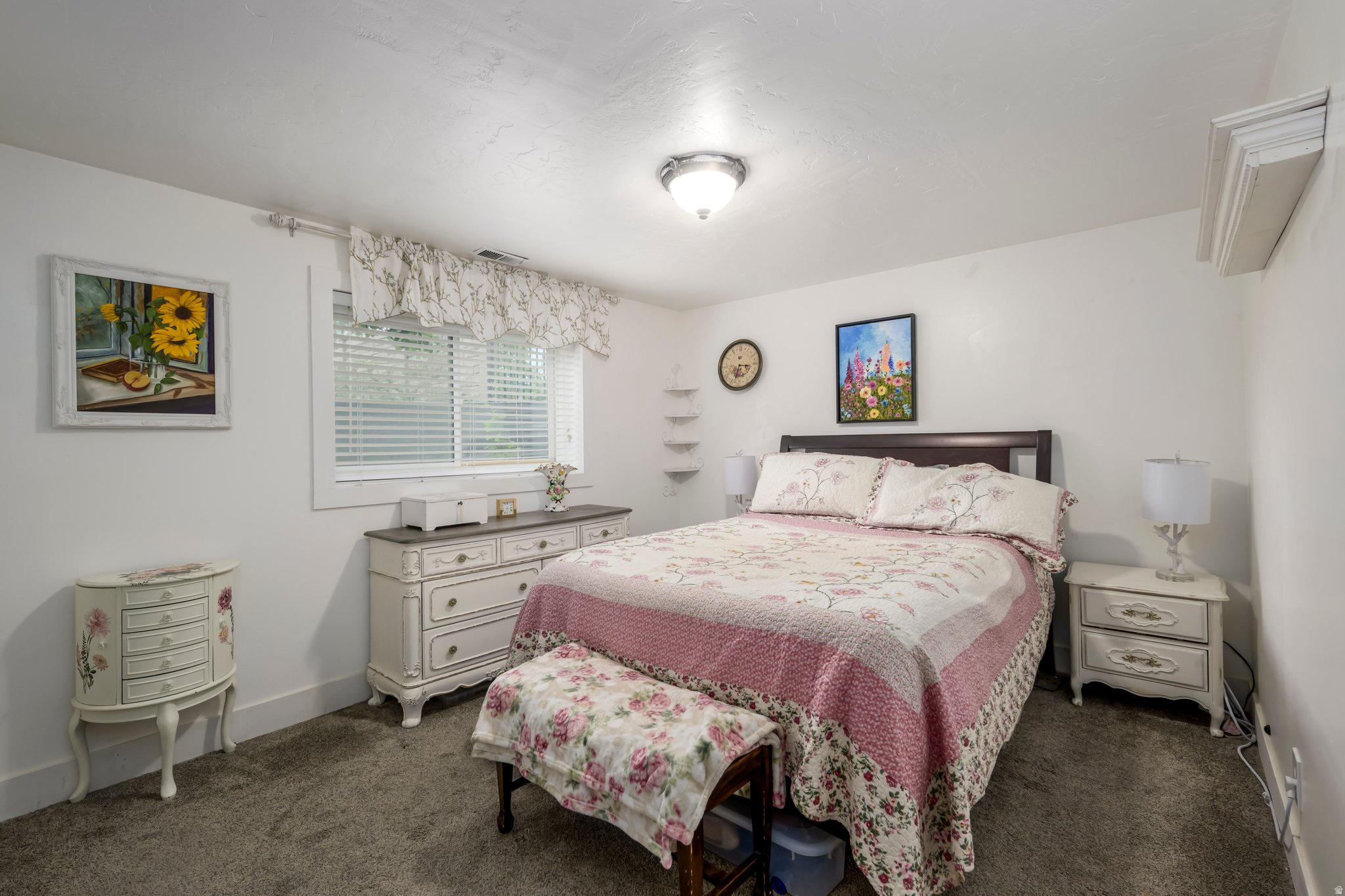 MOUNT MAJESTIC ACRES - Residential