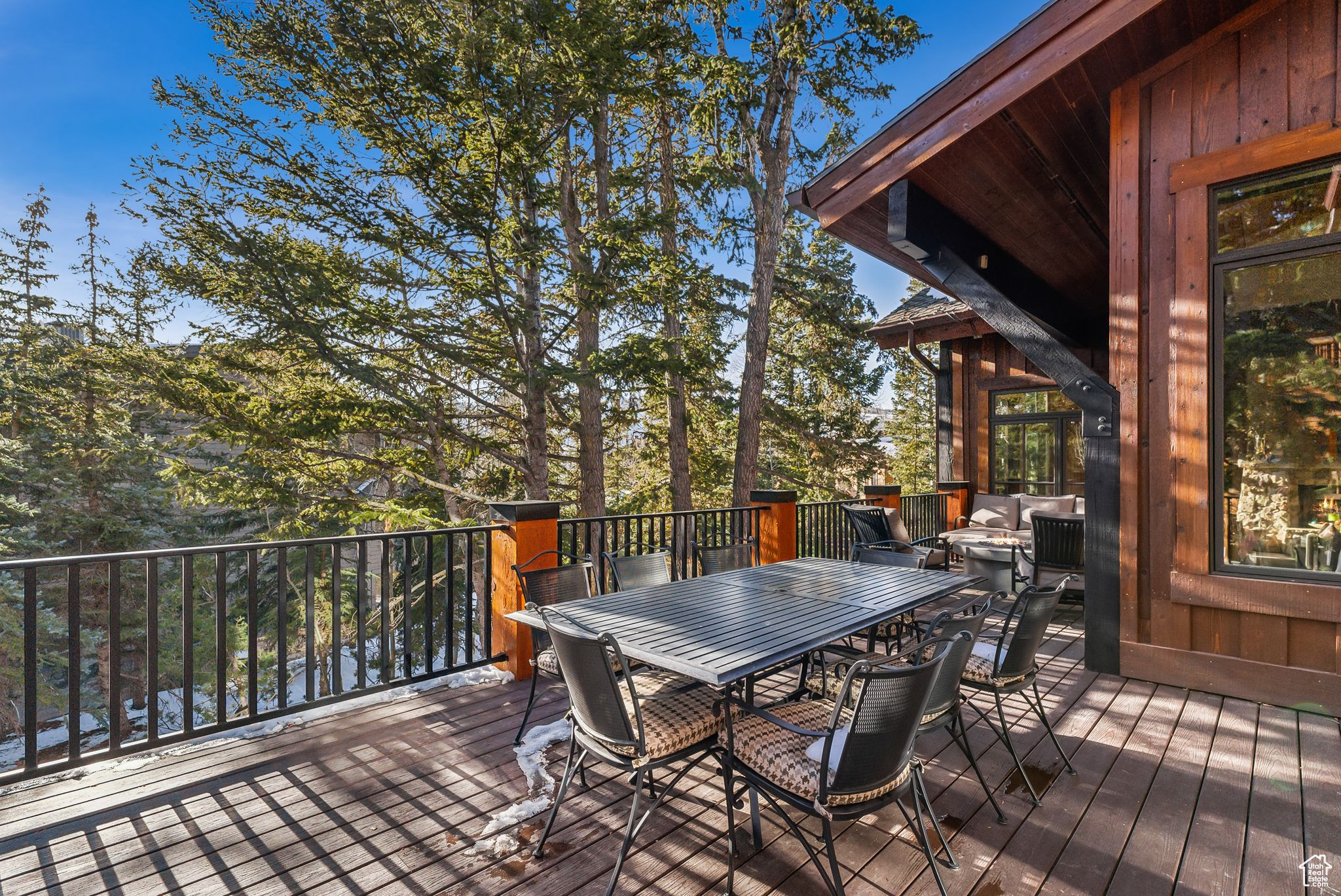 KNOLL ESTATES - Residential