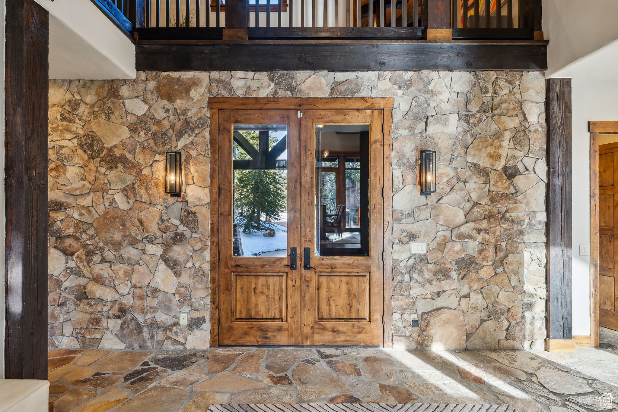 KNOLL ESTATES - Residential
