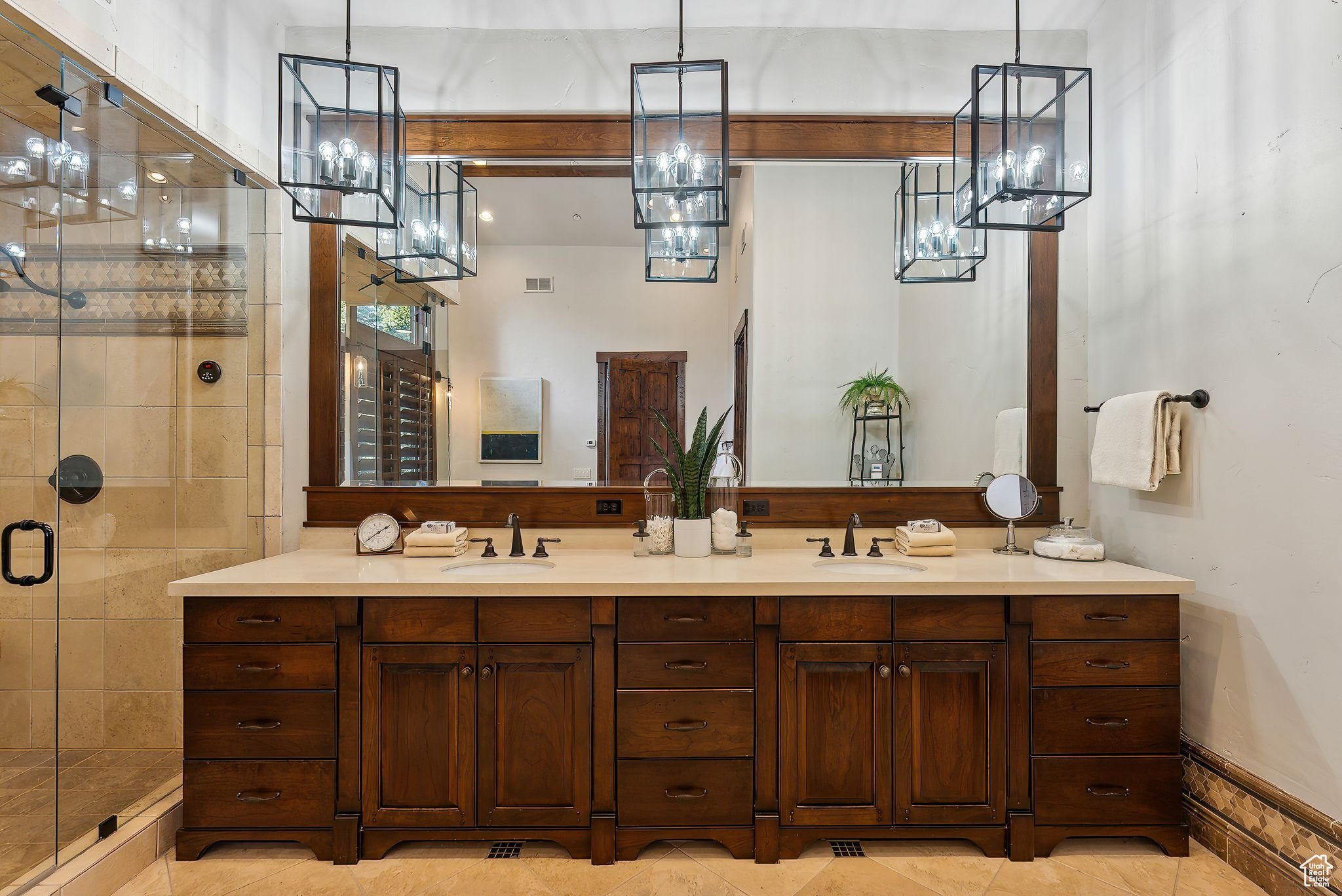 KNOLL ESTATES - Residential