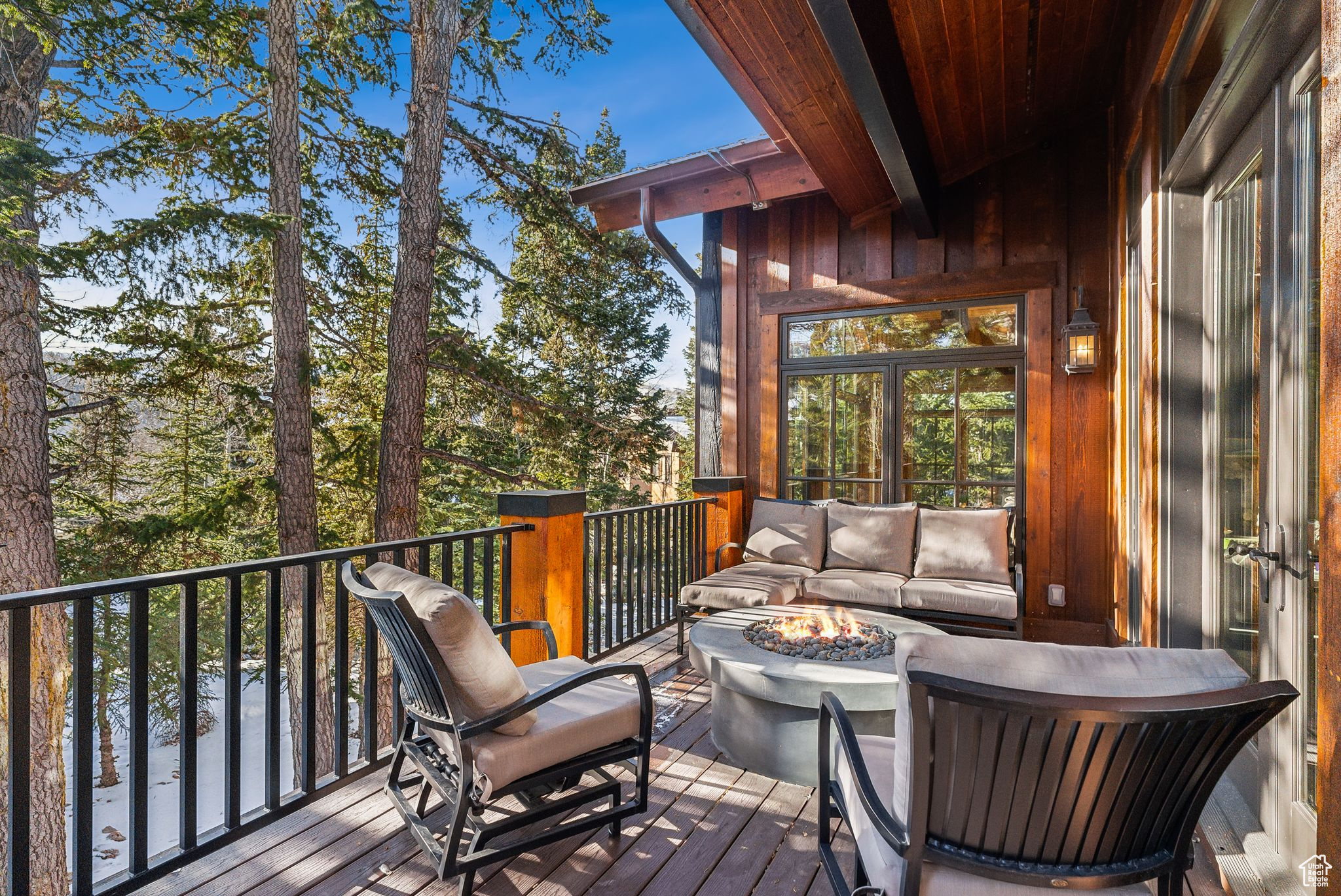 KNOLL ESTATES - Residential
