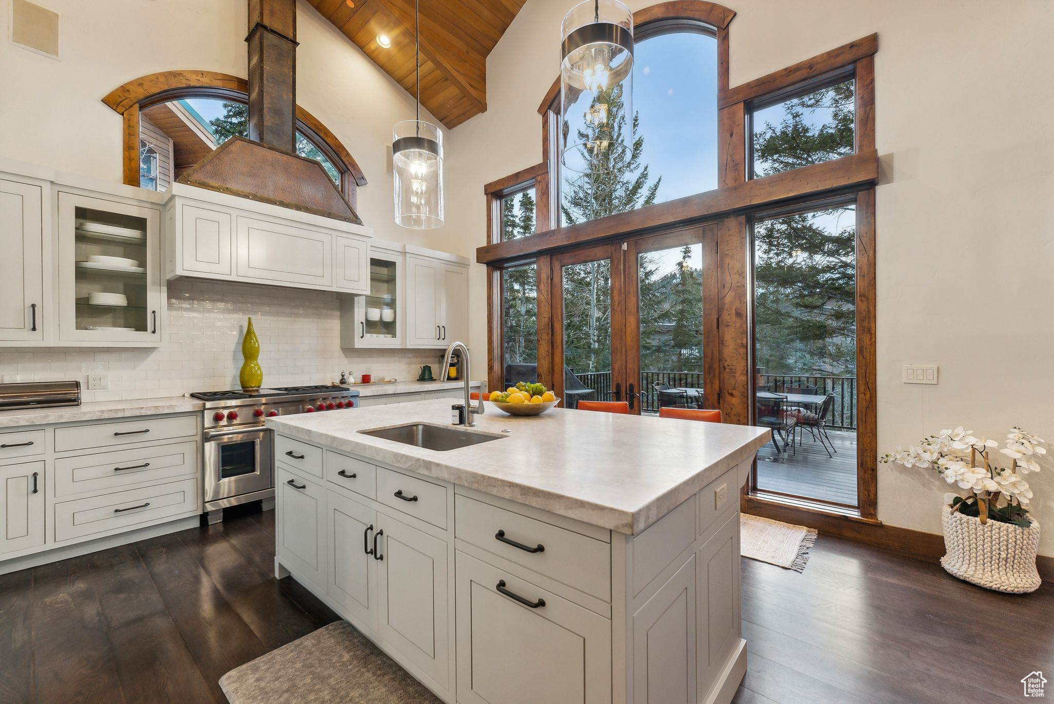 KNOLL ESTATES - Residential