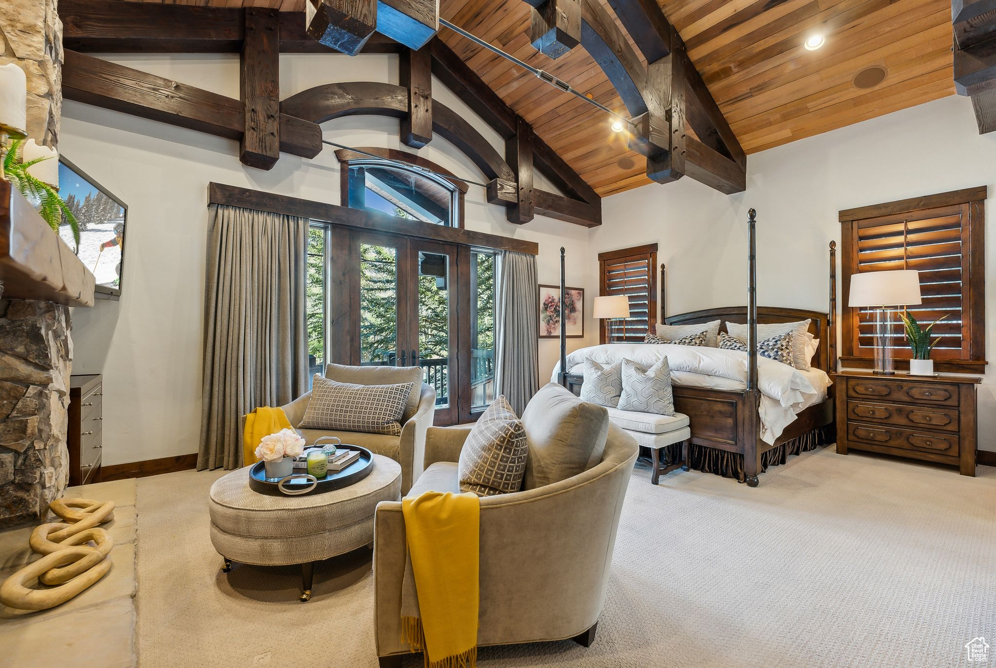 KNOLL ESTATES - Residential