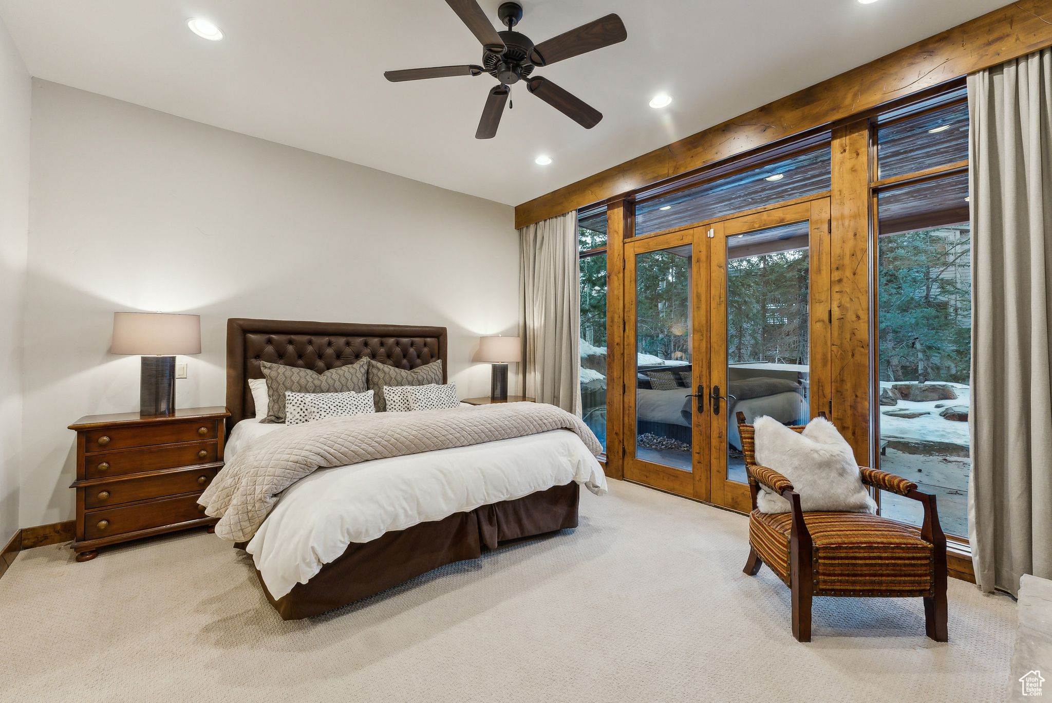KNOLL ESTATES - Residential
