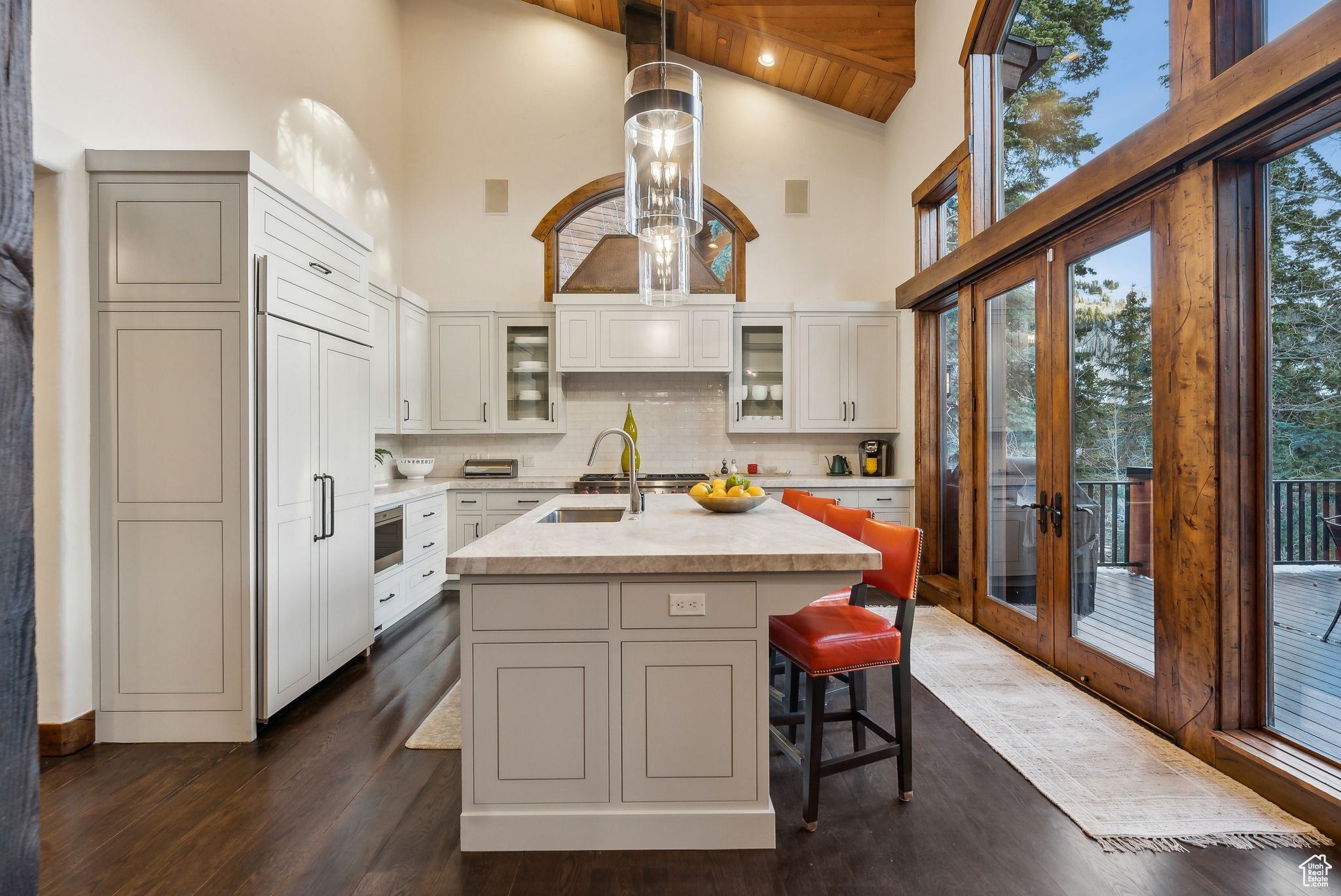 KNOLL ESTATES - Residential