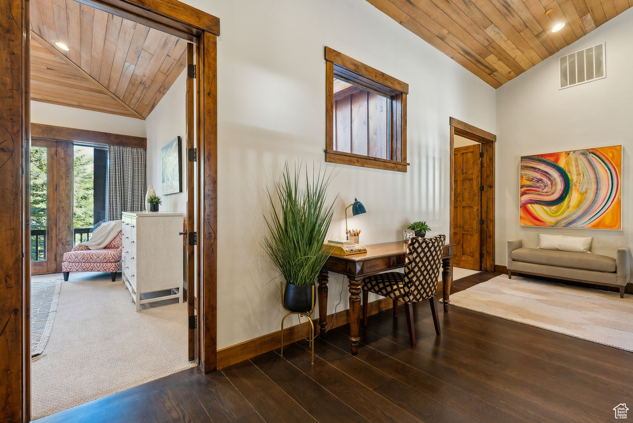 KNOLL ESTATES - Residential